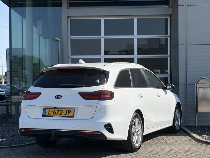 Kia Ceed SW / cee'd SW Sportswagon 1.0 T-GDi MHEV DynamicPlusLine I Trekh — photo 6