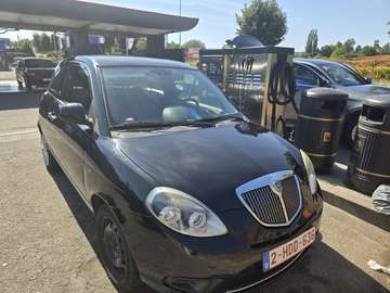 1.2i Elefantino Blu