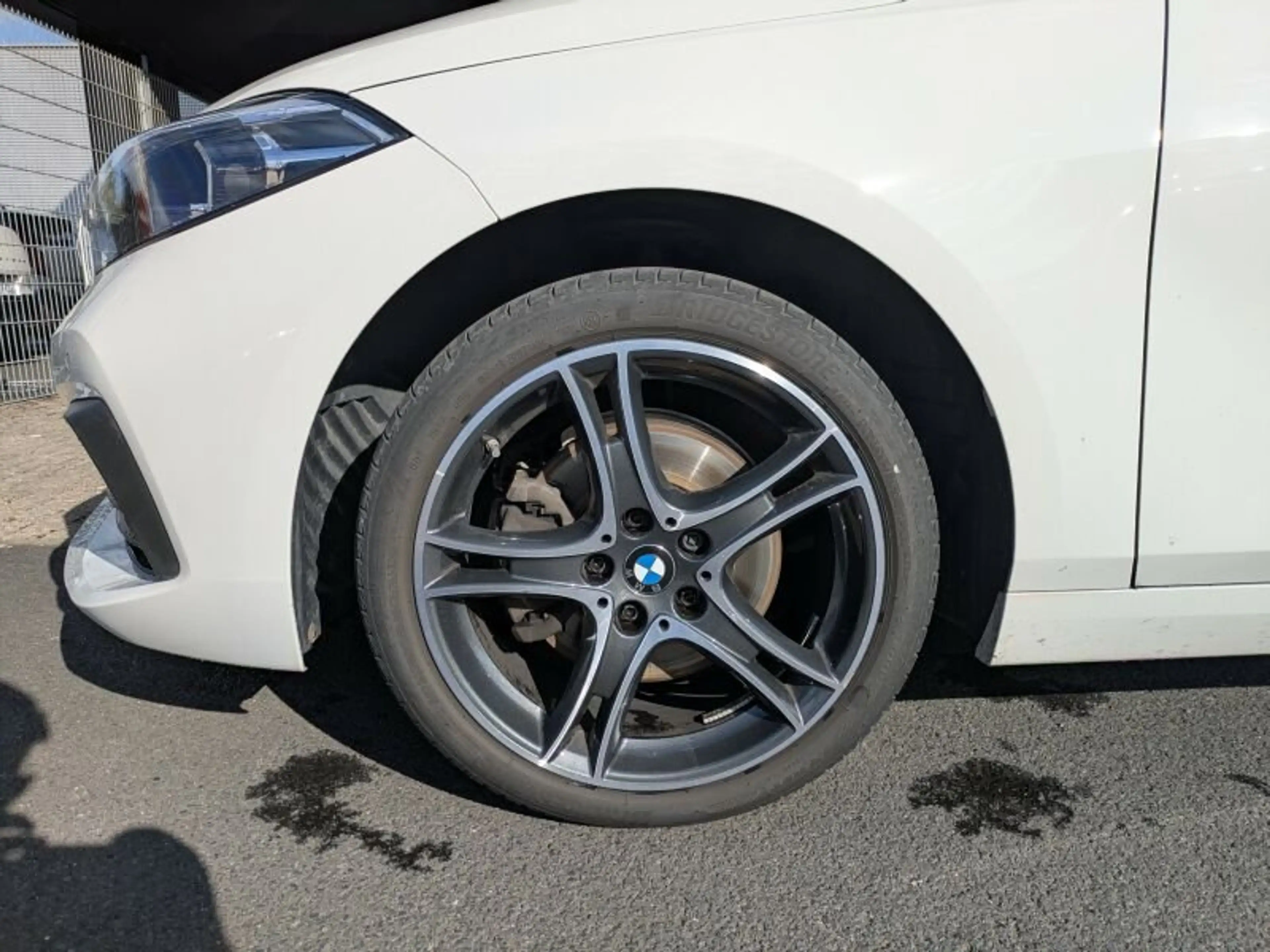 BMW 118 i Advantage LED. LiveCockpit. PDC. SH. — photo 12
