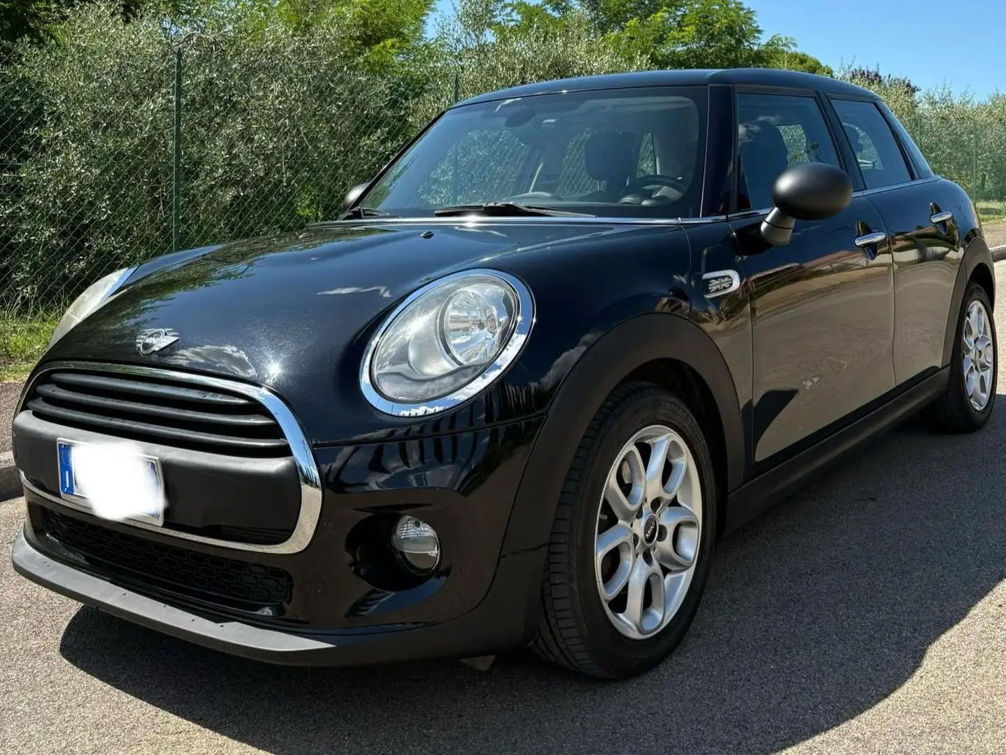 MINI One D Mini IV F55-F56 2014 1.5 Business 5p my18 Nero - 2