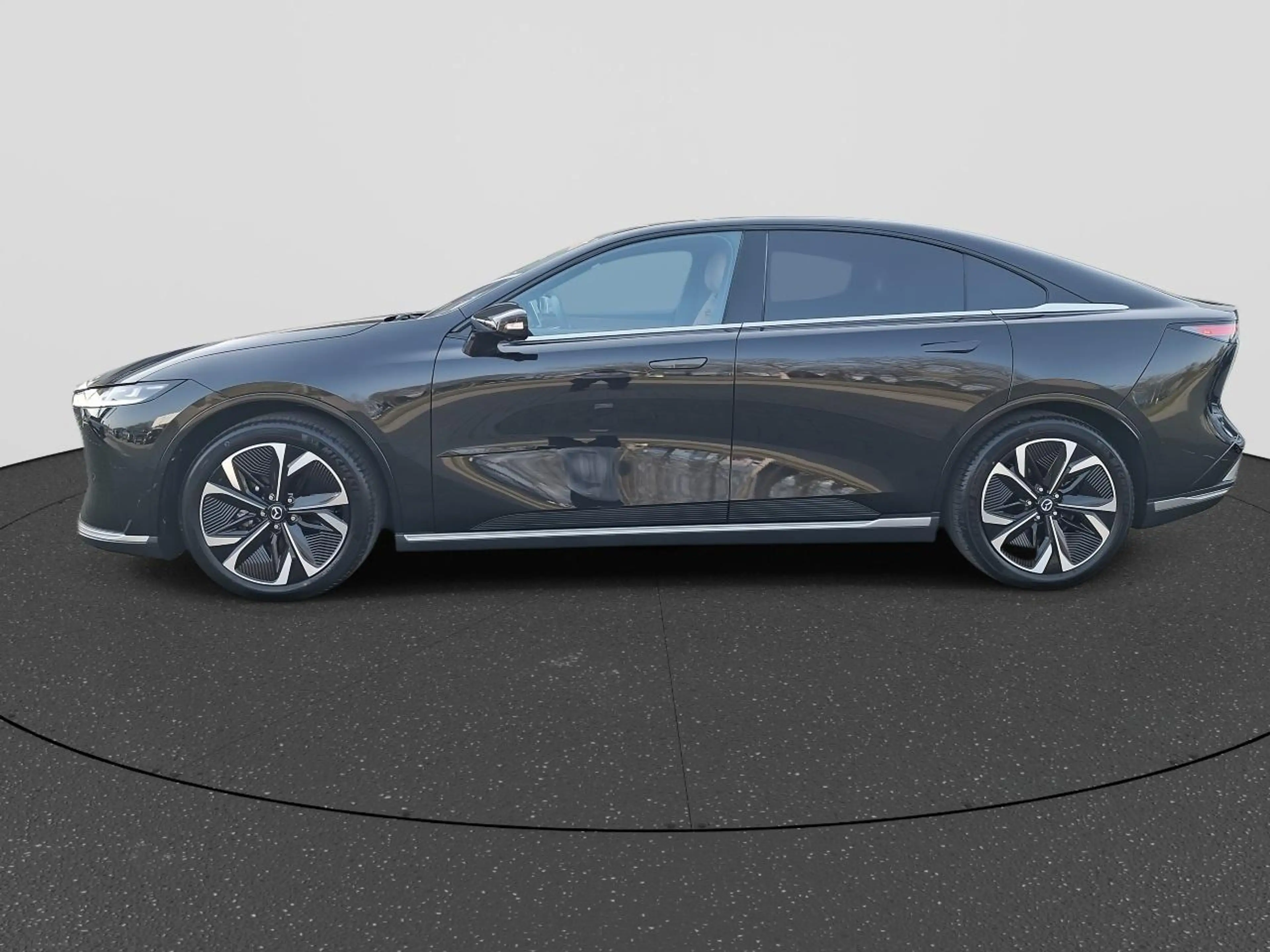Mazda 6e Takumi Plus 68.8 kWh — photo 4