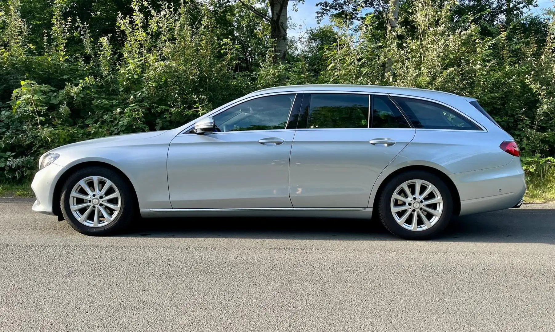 Mercedes-Benz E 220 Avantgarde Zilver - 2