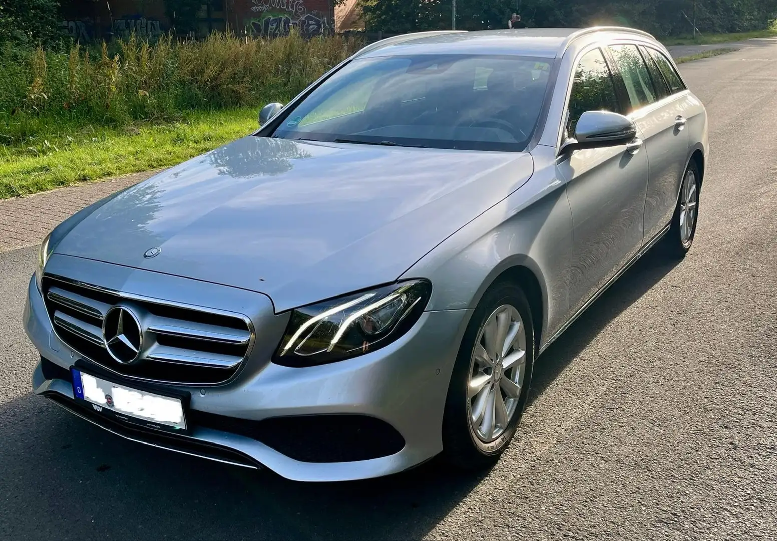 Mercedes-Benz E 220 Avantgarde Zilver - 1