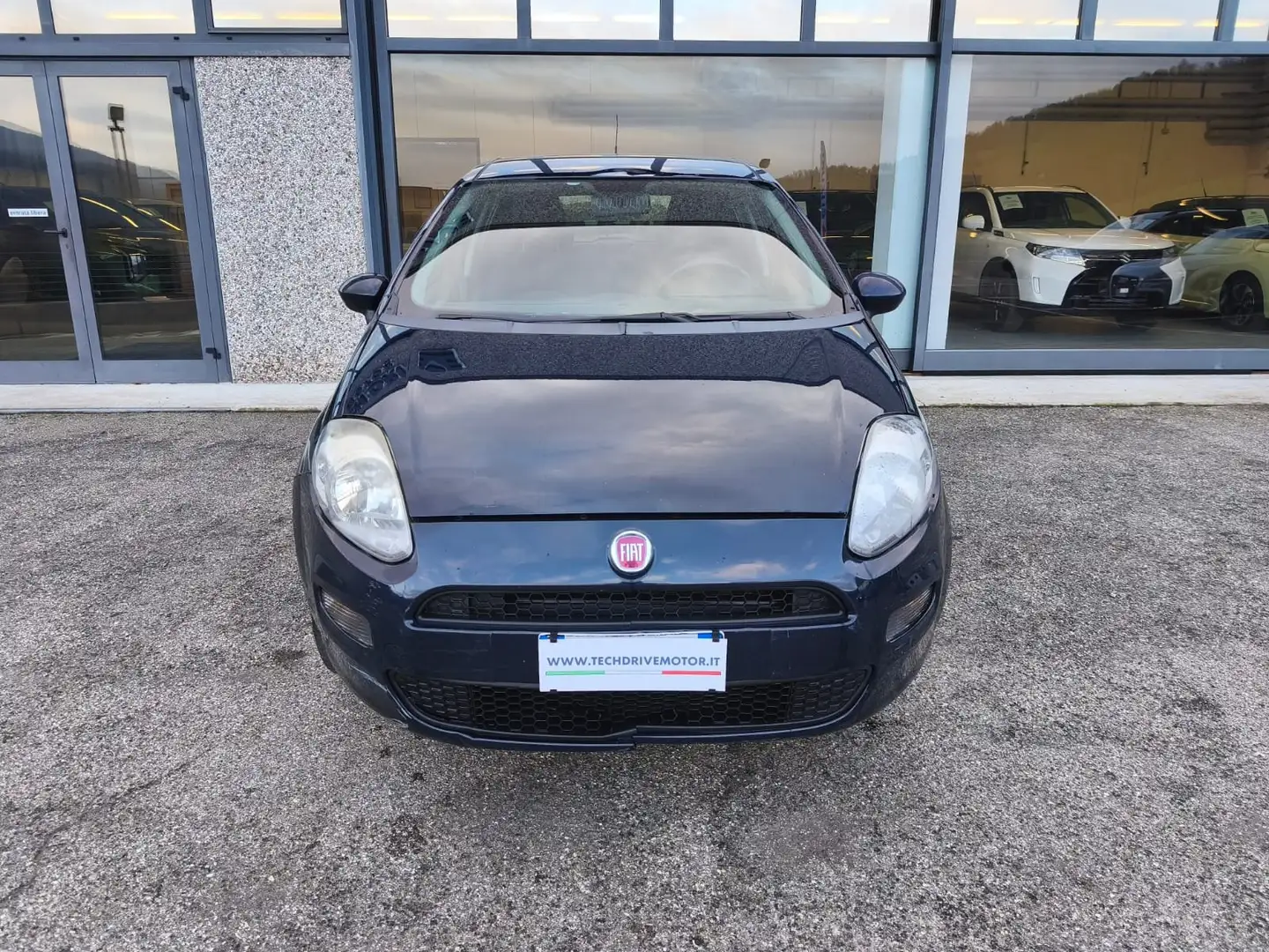 Fiat Punto Punto III 2012 5p 1.4 natural power Lounge 70cv E6 Schwarz - 2