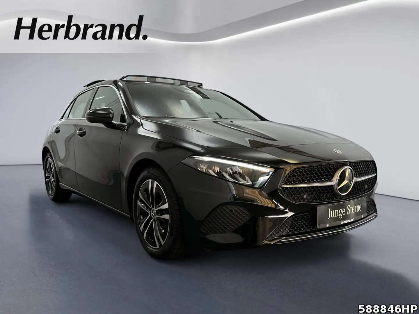 Mercedes-Benz A 180 Progressive  Pano Lenkradhzg Rückfahrkamer Noir - 2
