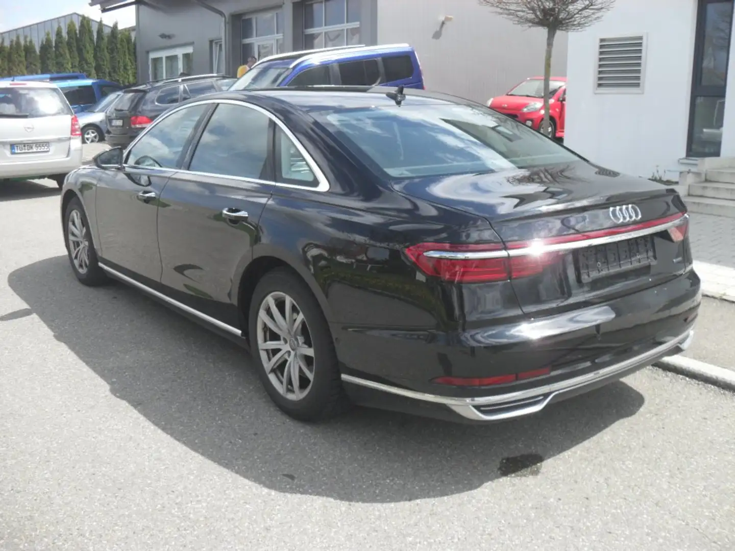 Audi A8 50 TDI quattro Voll 20" Massage NAV TV ALU DigTac! Noir - 2