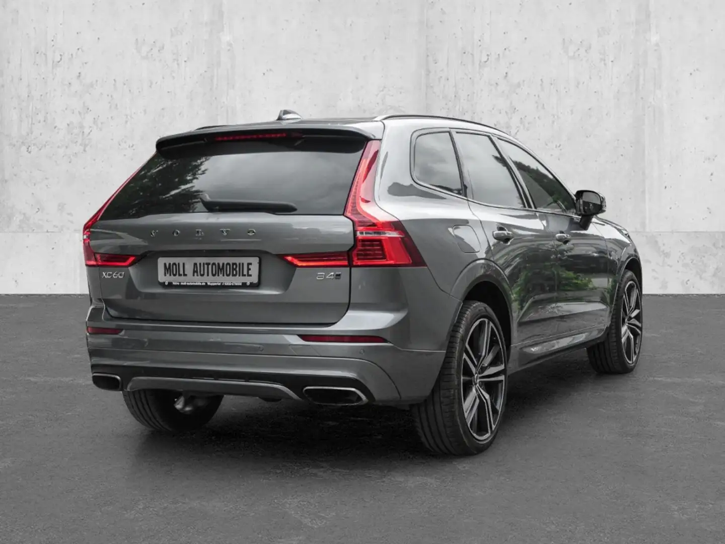 Volvo XC60 R Design AWD B4 Diesel EU6d StandHZG AHK Navi Digi Grau - 2