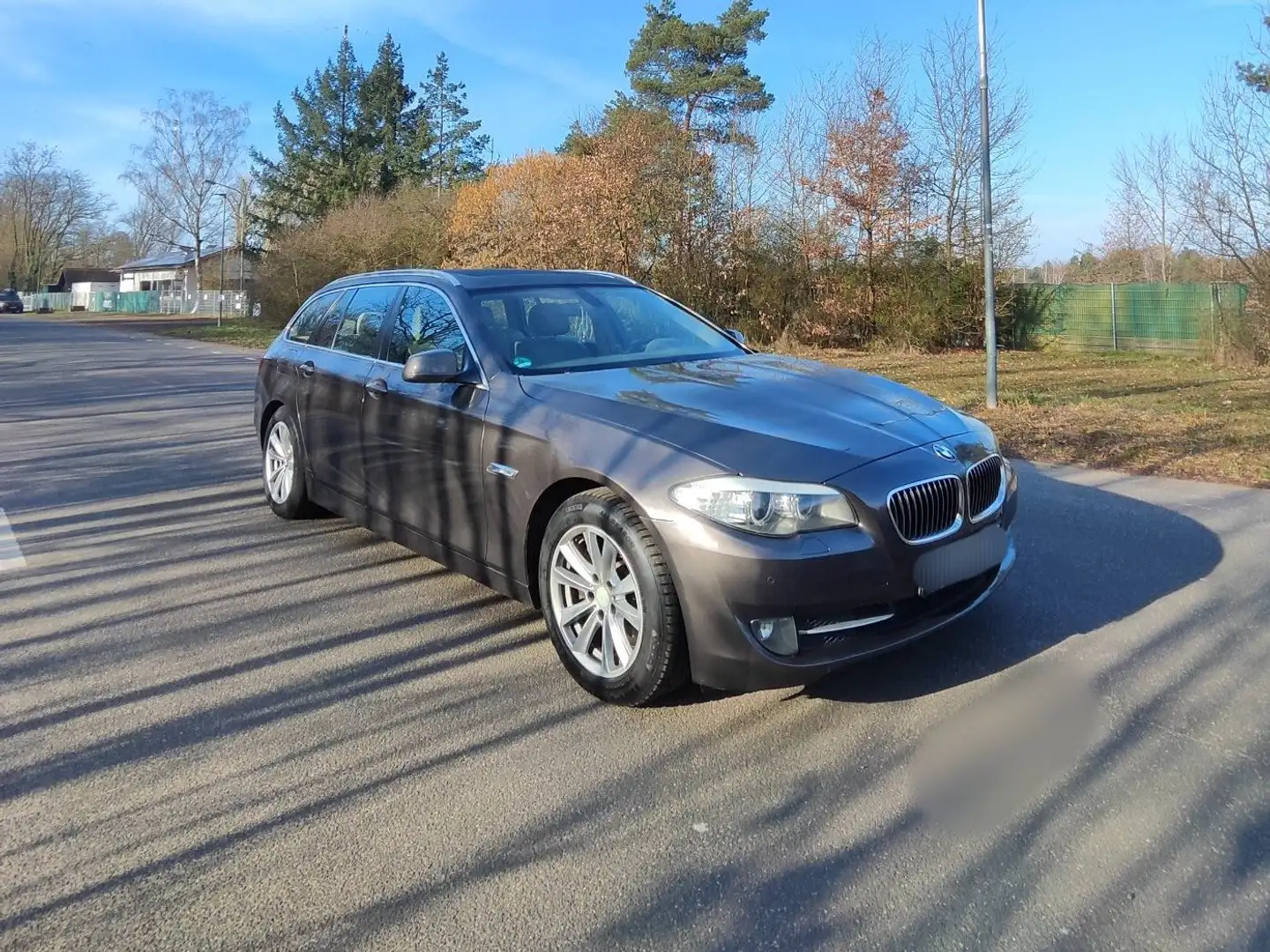 BMW 525 525d Touring  Diesel -Automatik Brun - 2