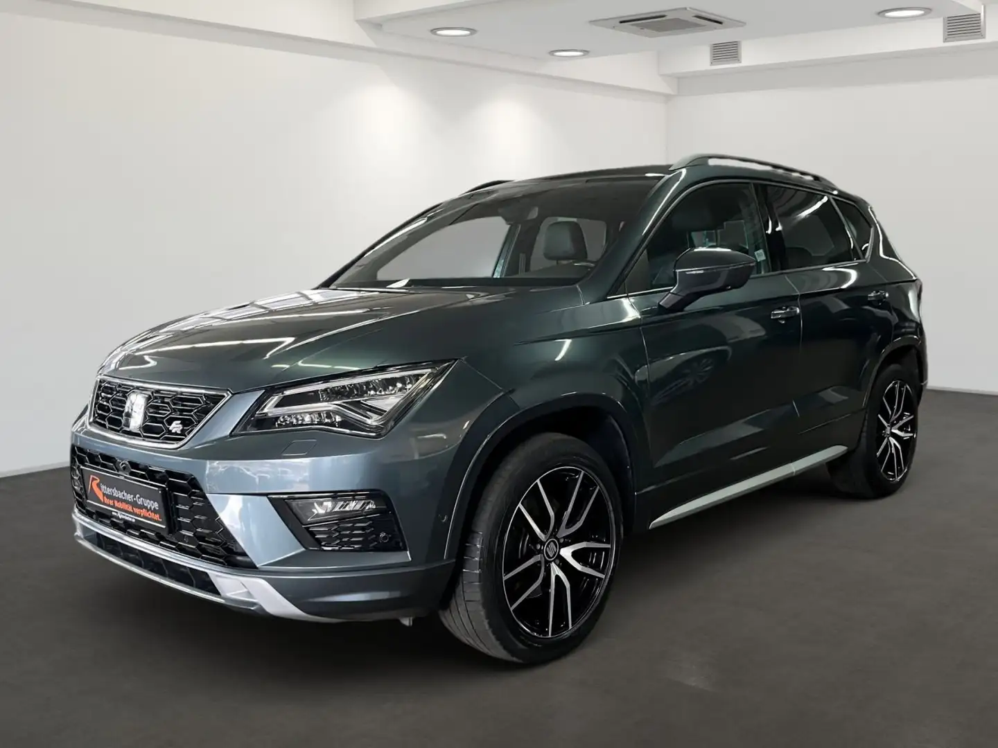 SEAT Ateca FR 4Drive 2,0 TDI BusiPaket InfotainPlus Grau - 2