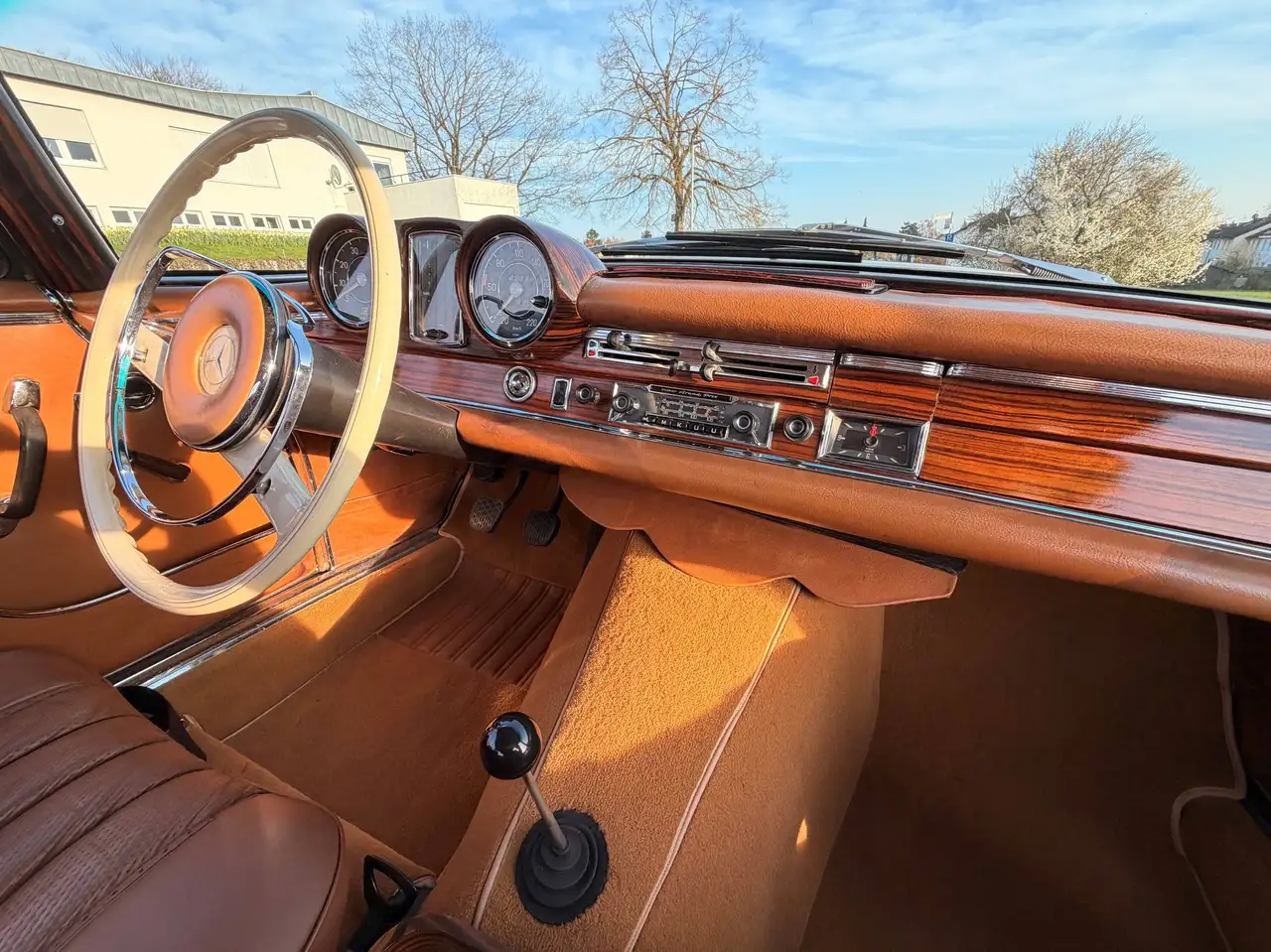 Mercedes-Benz 250 Ein Klassiker mit Seele – Mercedes-Benz Coupé, foto 10
