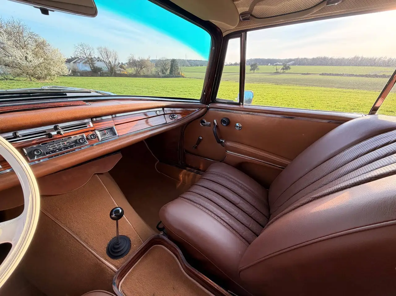 Mercedes-Benz 250 Ein Klassiker mit Seele – Mercedes-Benz Coupé, foto 8