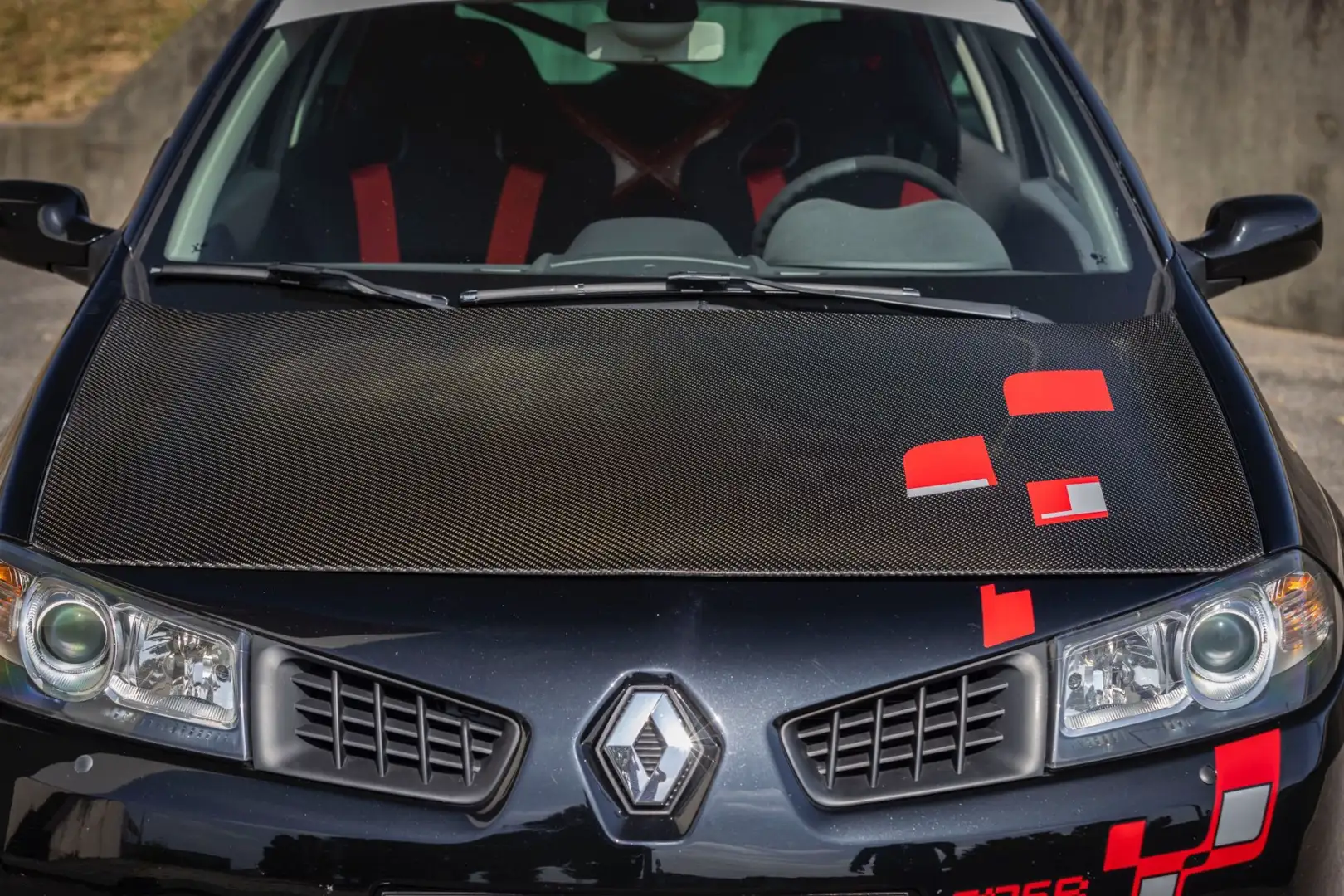 Renault Megane Sport F1-Team R26R - 2
