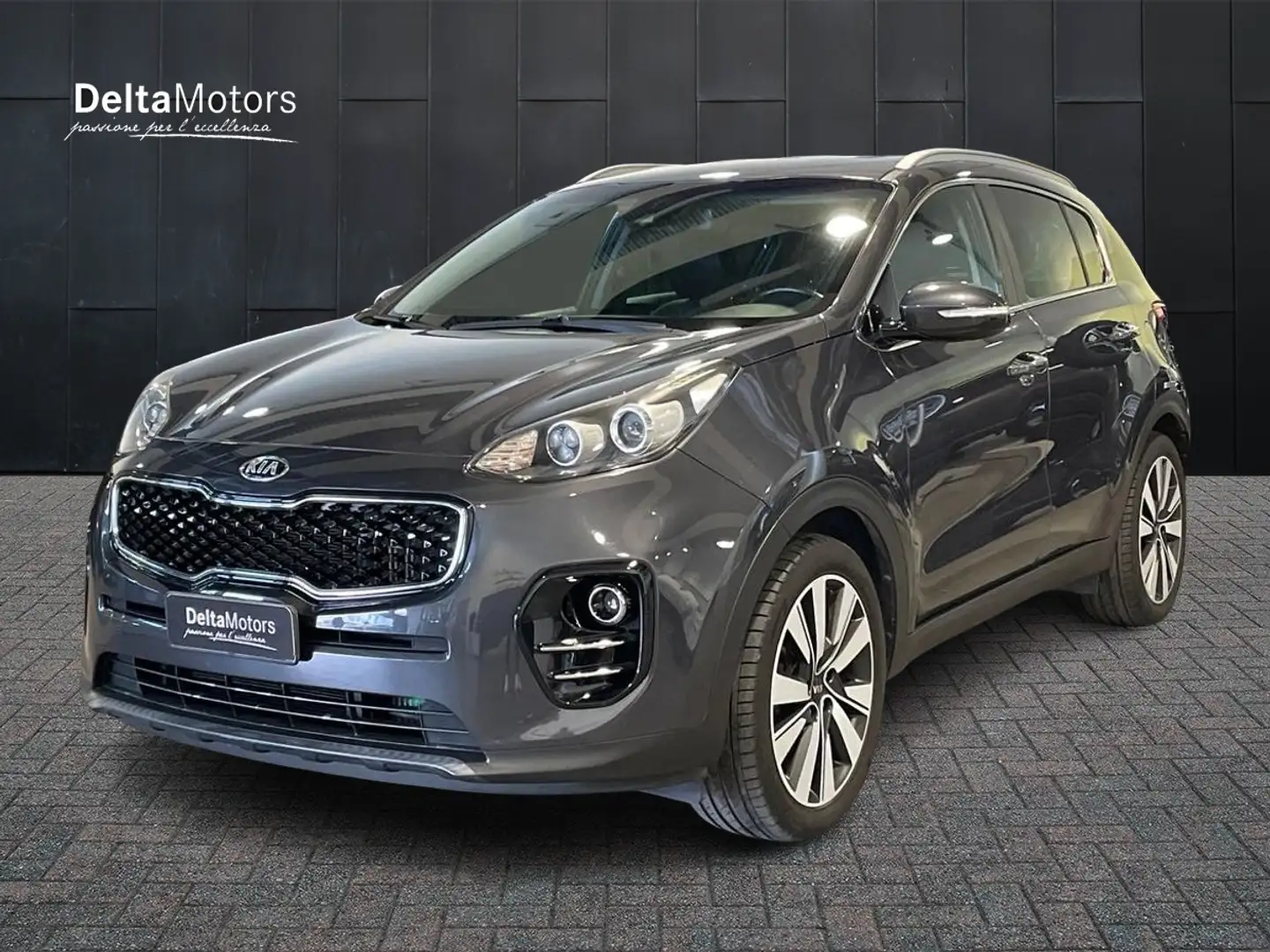 Kia Sportage 4ª serie - Sportage 1.7 CRDI 2WD Style Grijs - 1