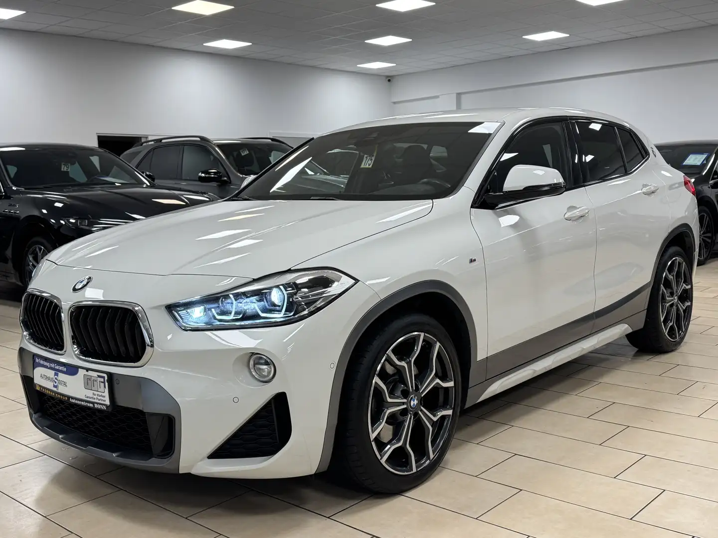 BMW X2 sDrive 20 i M Sport X*HUD*LED*NAVI*PDC*ACC* Blanc - 1