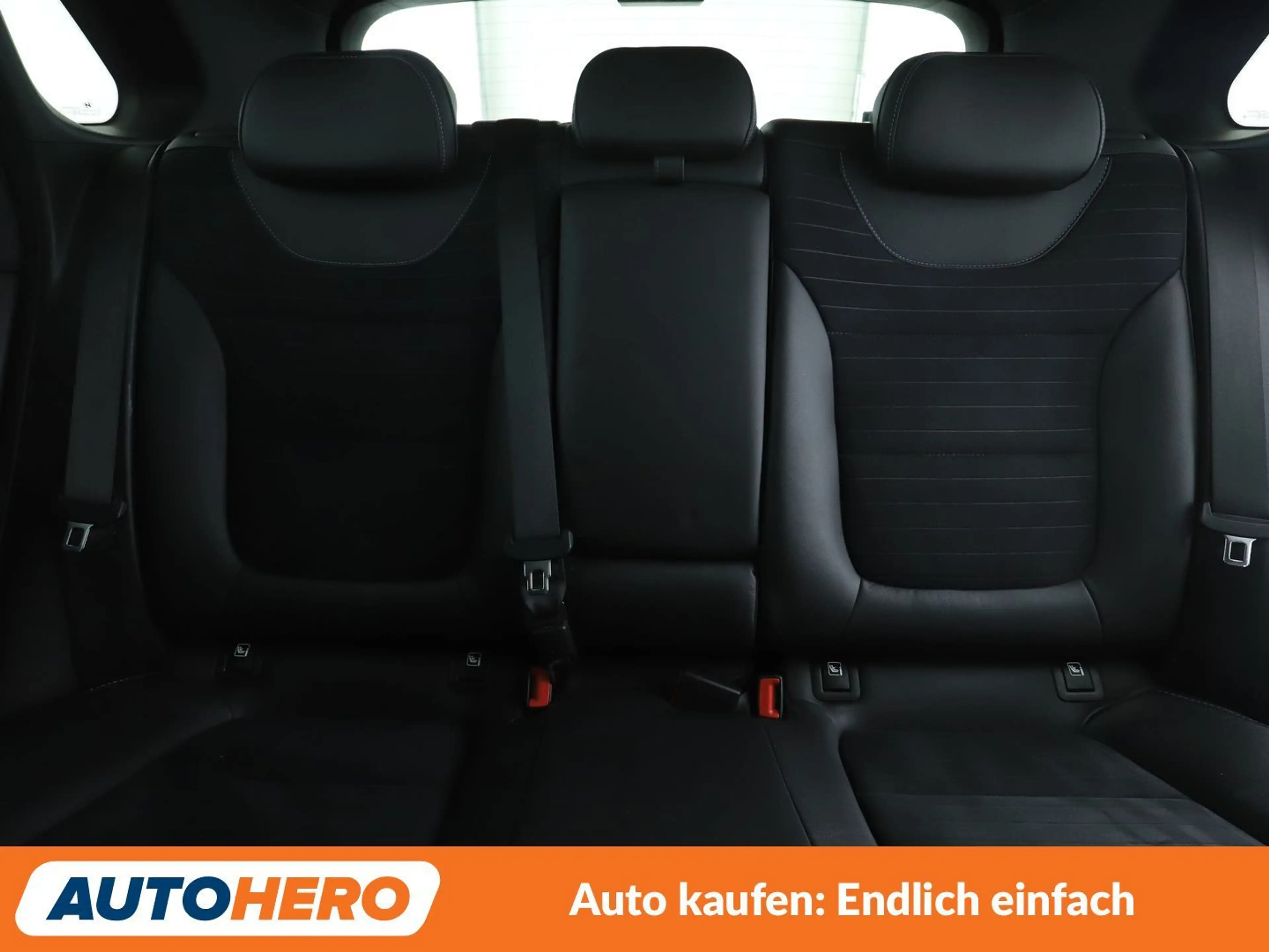 Hyundai i30 2.0 TGDI N Performance *NAVI*TEMPO*CAM*PDC*SHZ* — photo 15