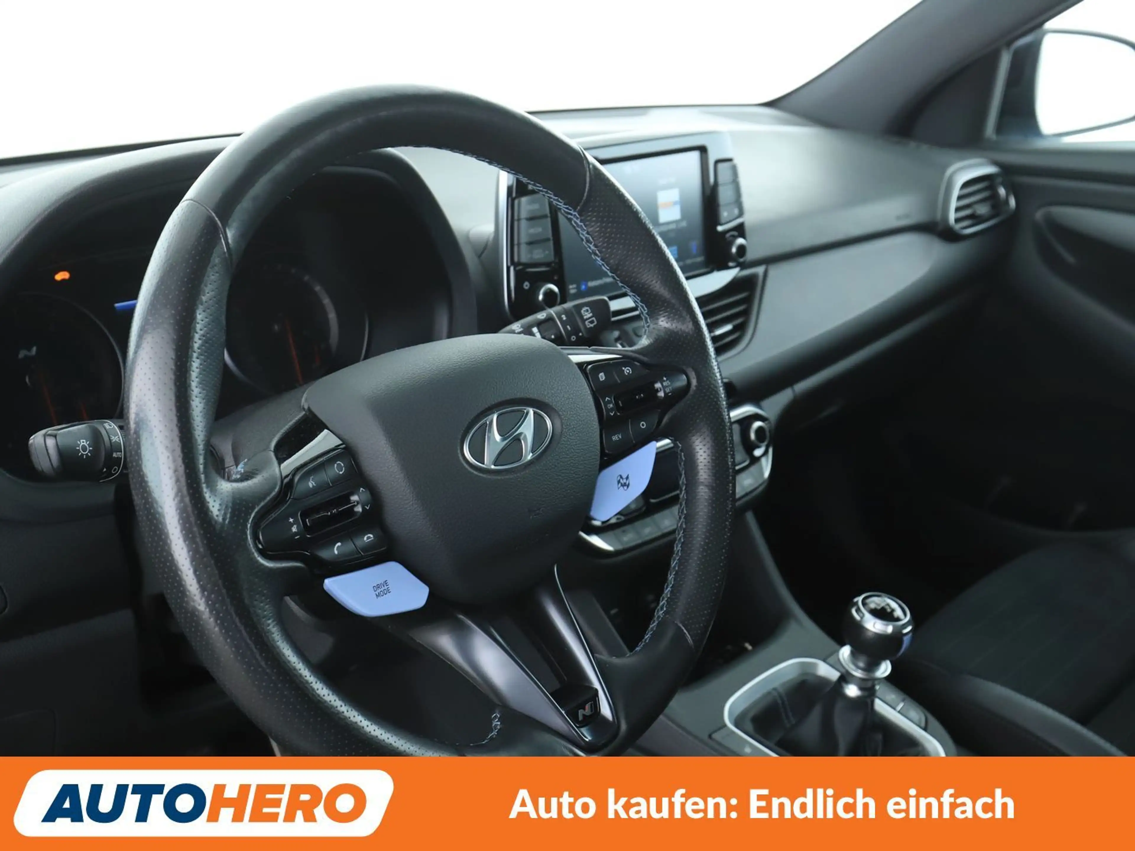 Hyundai i30 2.0 TGDI N Performance *NAVI*TEMPO*CAM*PDC*SHZ* — photo 11