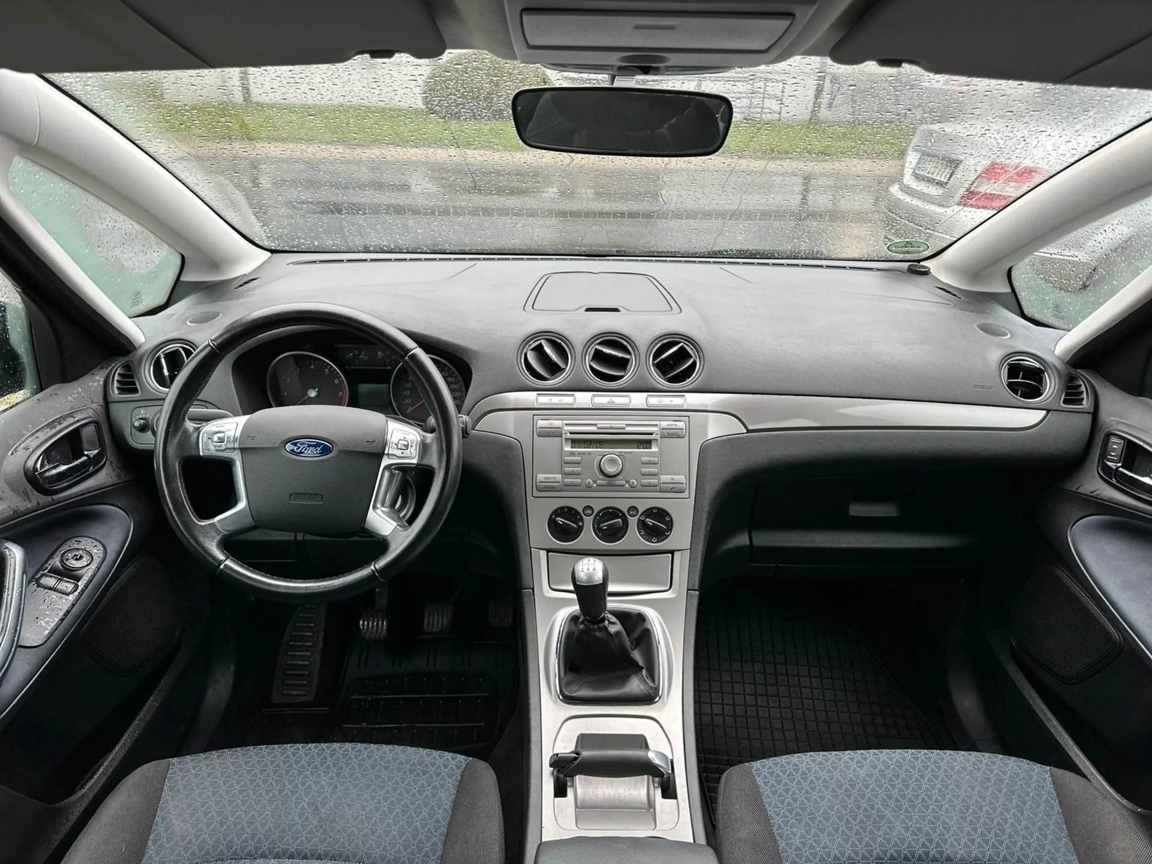 Ford S-Max S-MAX Ambiente Tüv AHK Insp Allu — photo 9
