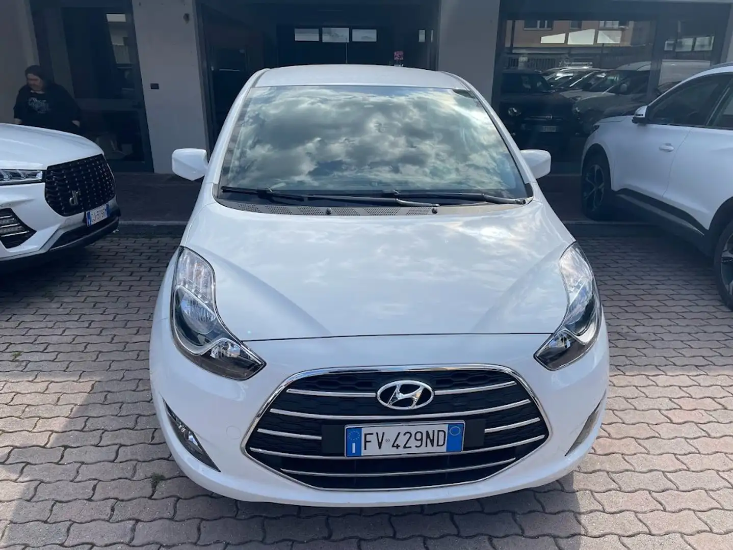 Hyundai iX20 ix20 1.6 mpi App Mode Comfort Pack Blanc - 2