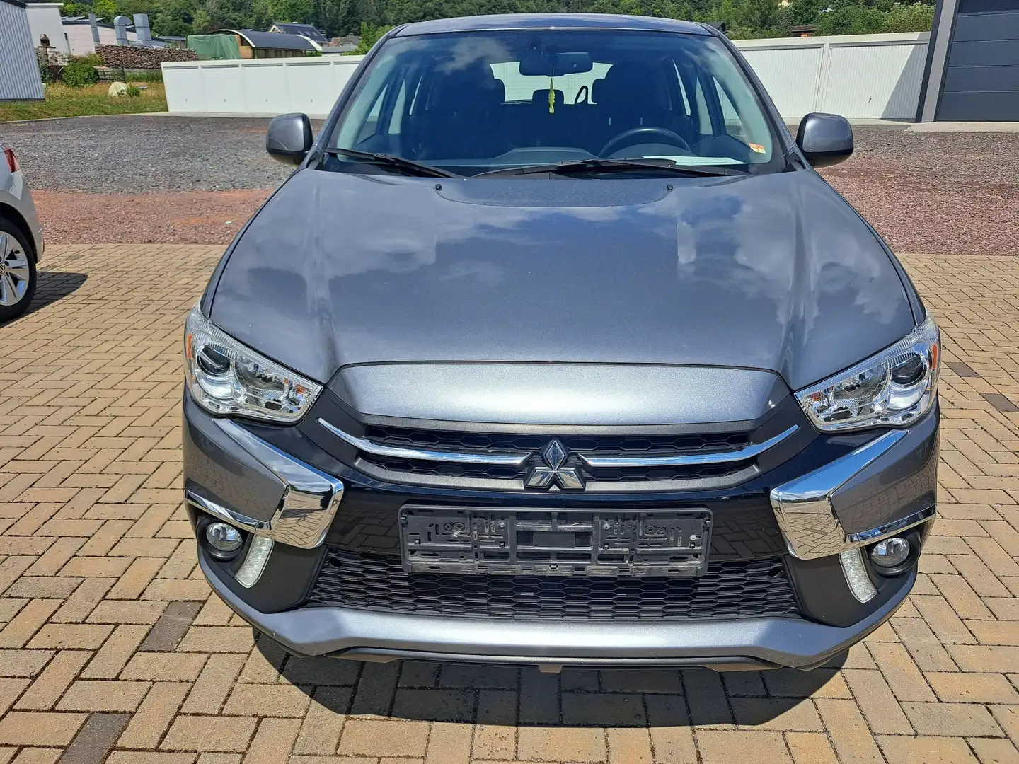 Mitsubishi ASX Diamant Edition+ 2WD Kamera/Sitzh./AHK/Navi! Gris - 1