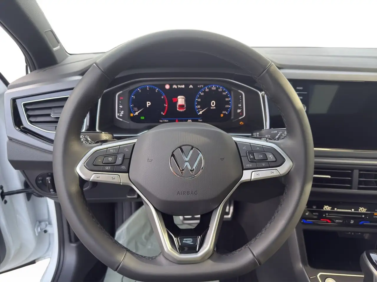 Volkswagen Taigo 1.5 TSI DSG R-Line AHK*PANO*IQ-LIGHT*NAV*SHZ*AC... 13