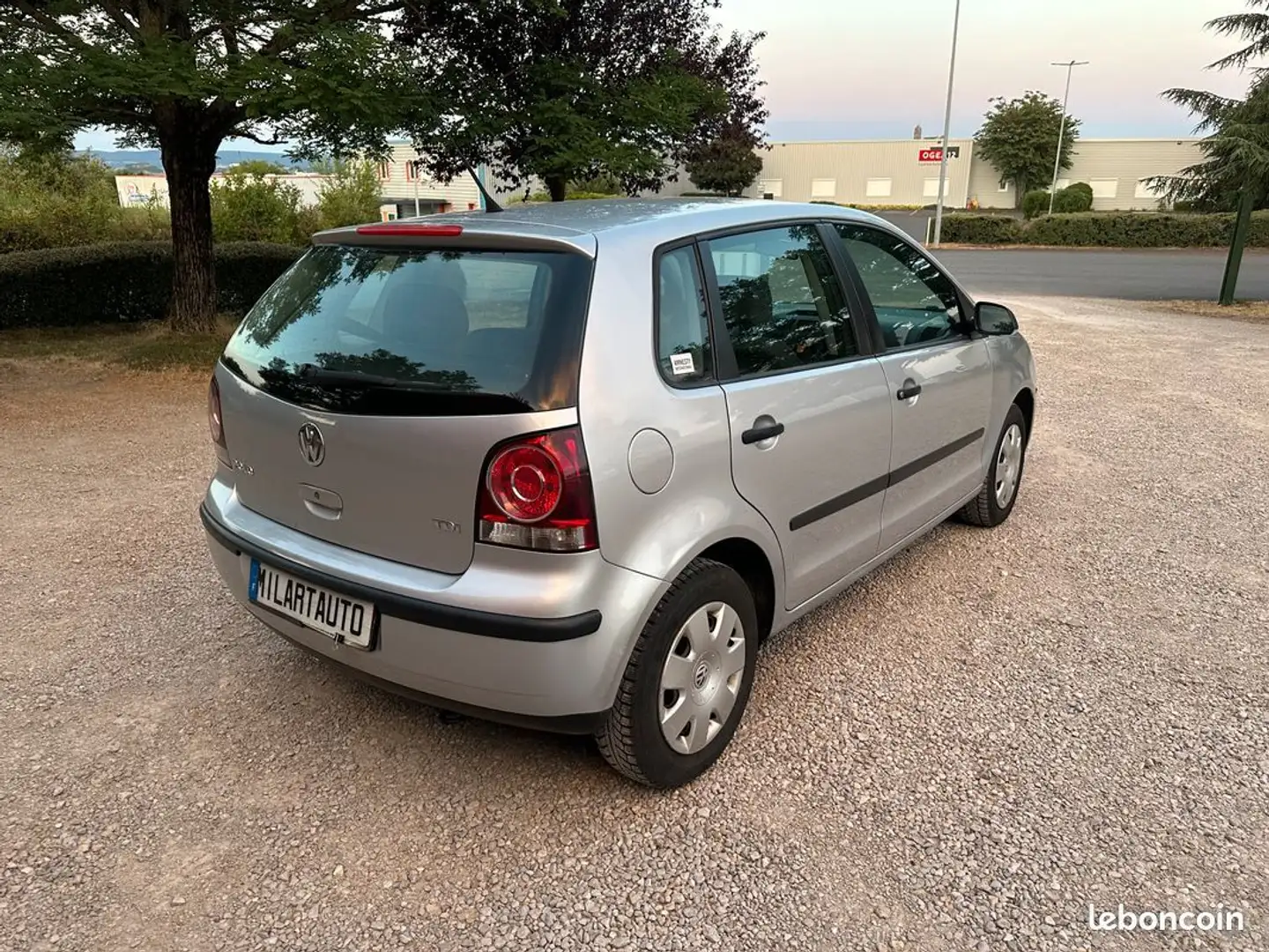 Volkswagen Polo VW 1.4TDI 80CH Très Bon Etat... Grau - 2