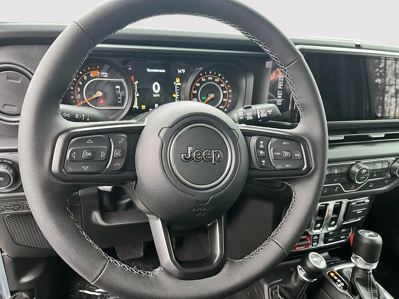 Jeep Wrangler снимка Jeep Wrangler