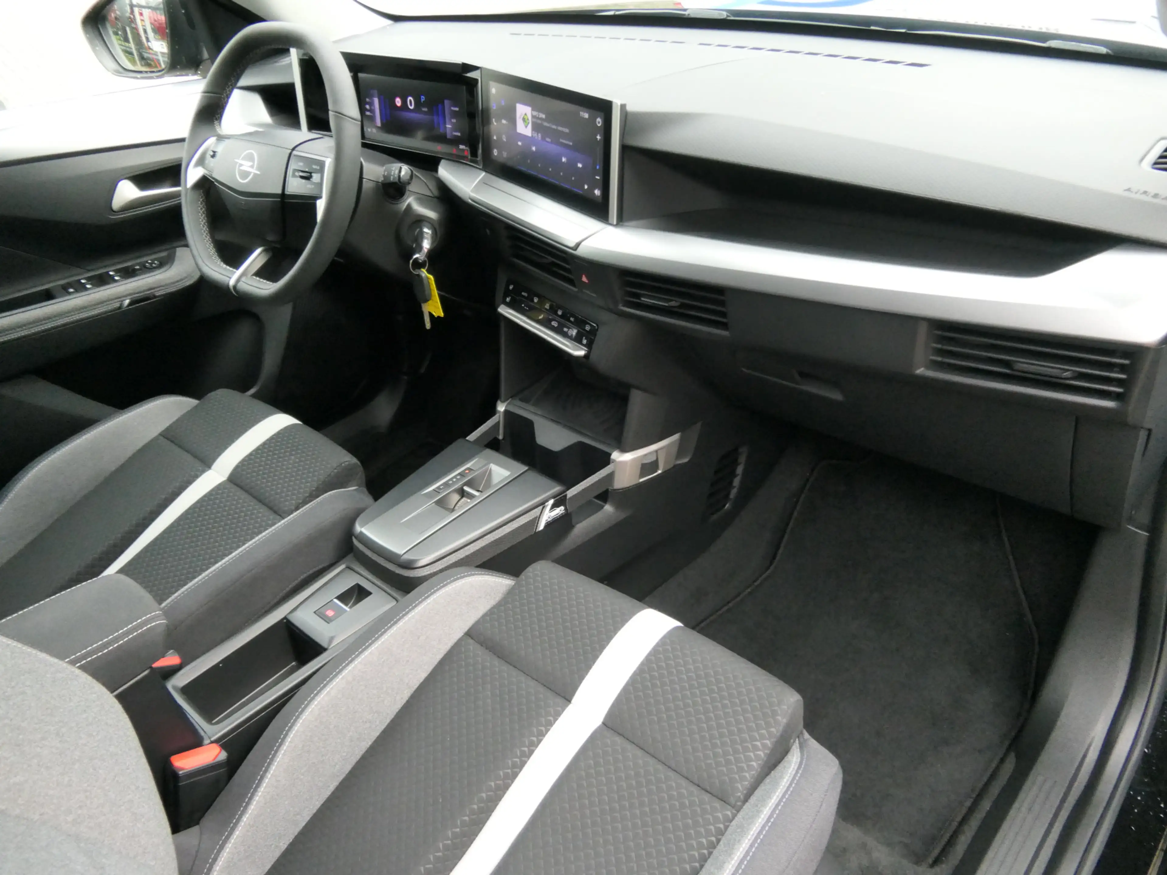 Opel Frontera Extended Range Electric GS 54 kWh | 100% elektrisc — photo 16