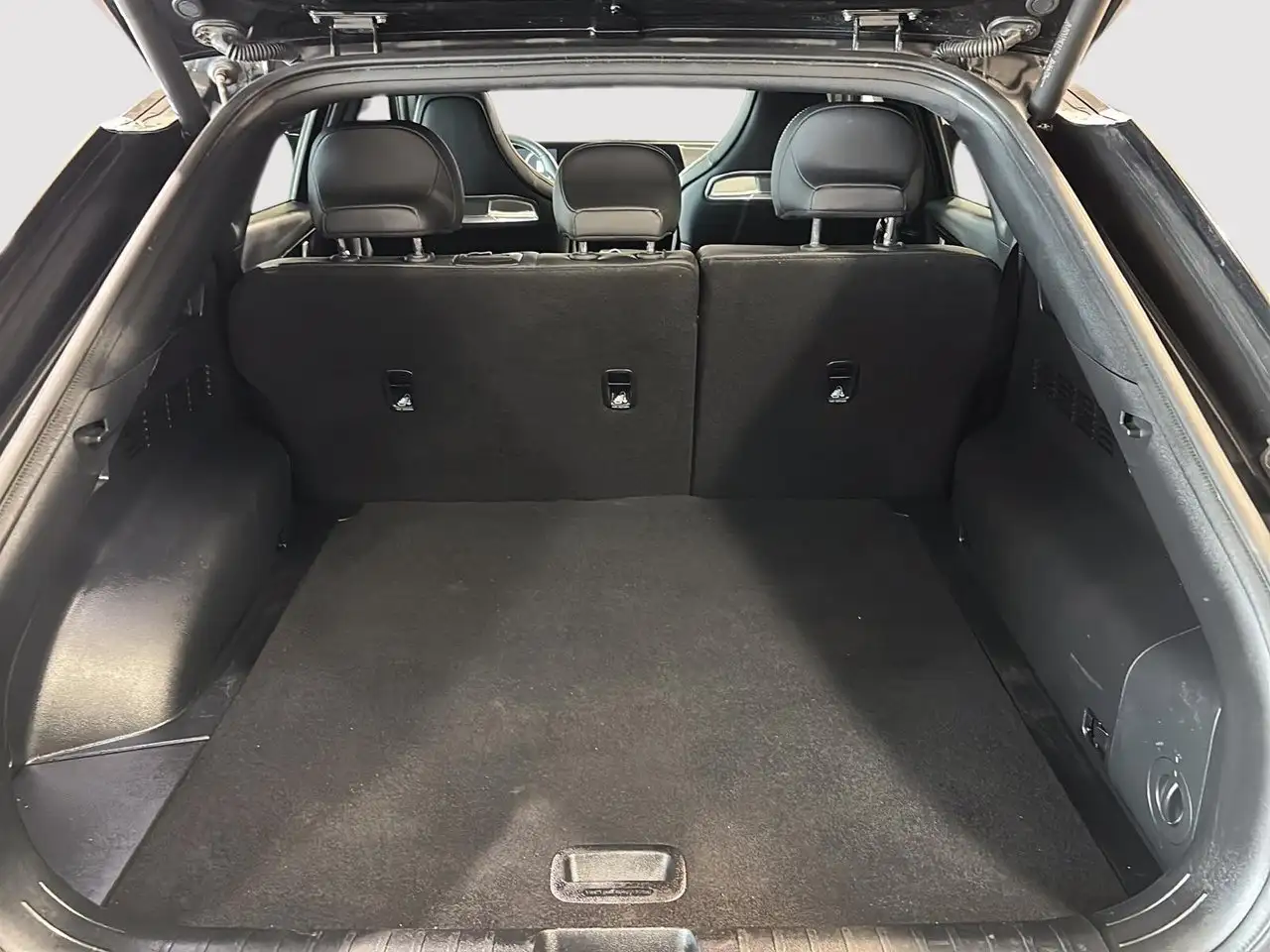 Kia EV6 снимка Kia EV6