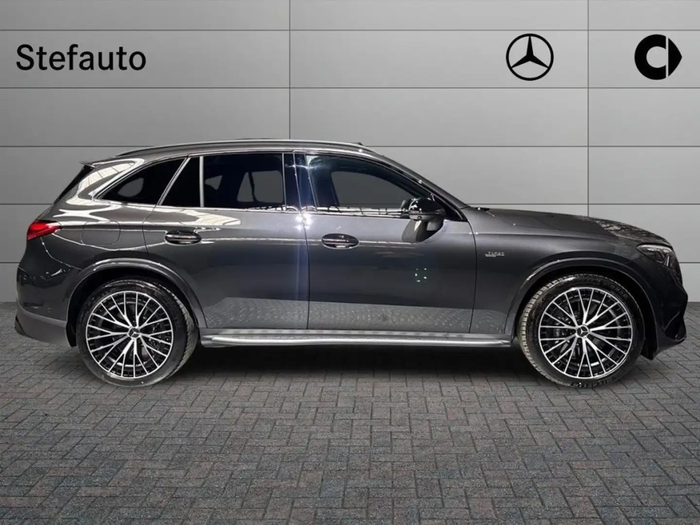 Mercedes-Benz GLC 53 AMG 4Matic+ Premium Plus Grau - 2