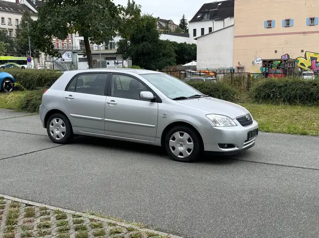 Toyota Corolla view 6