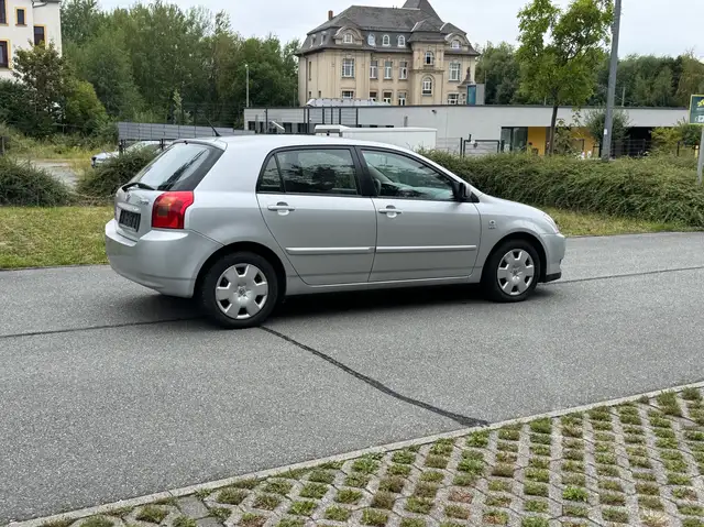 Toyota Corolla view 8
