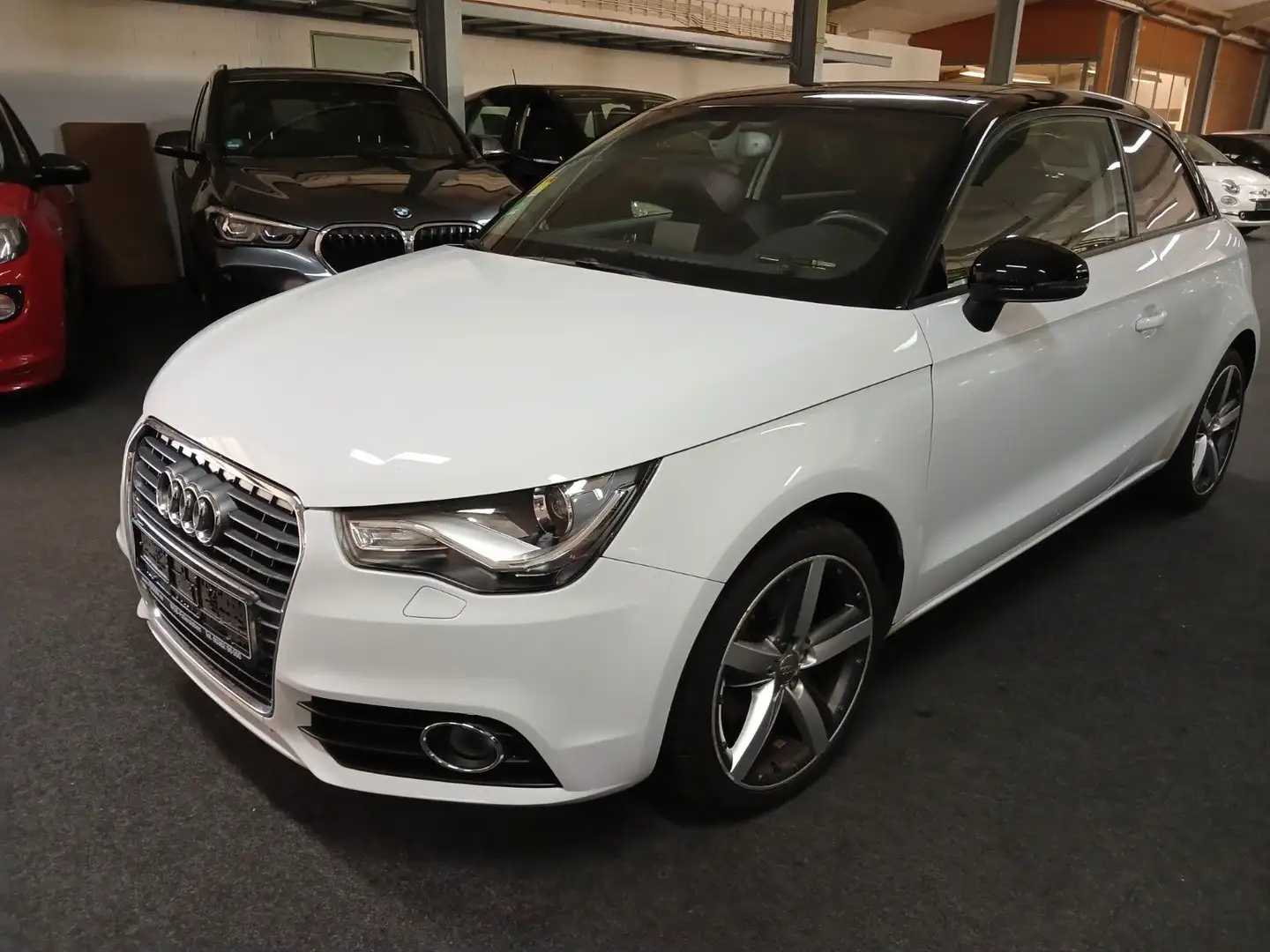 Audi A1 ambition PANORAM 69TKM!  XENON SHZ SERV NEU Weiß - 1
