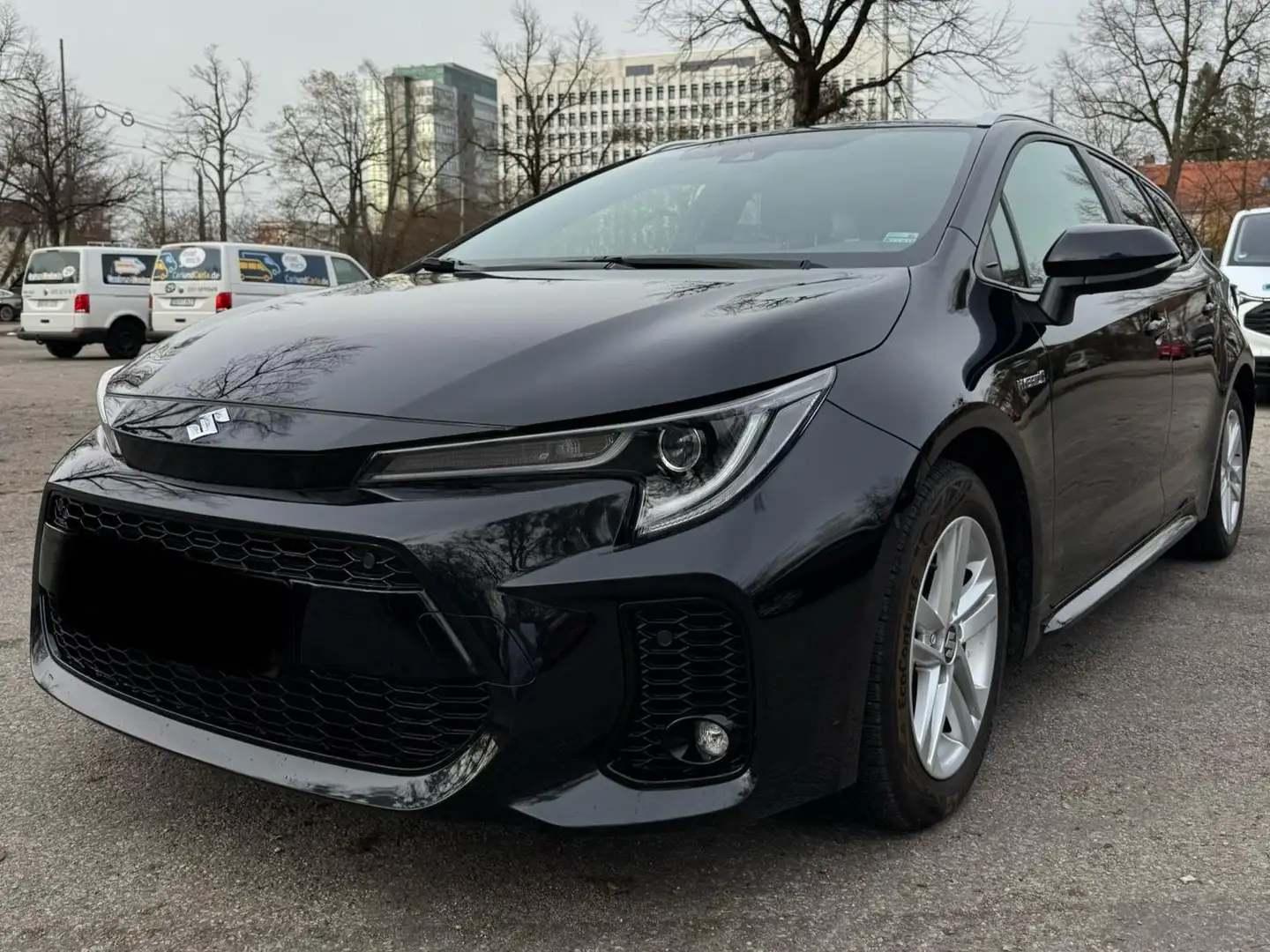 Suzuki Swace Swace 1.8 Hybrid CVT Comfort+ (Toyota Corolla) Schwarz - 1