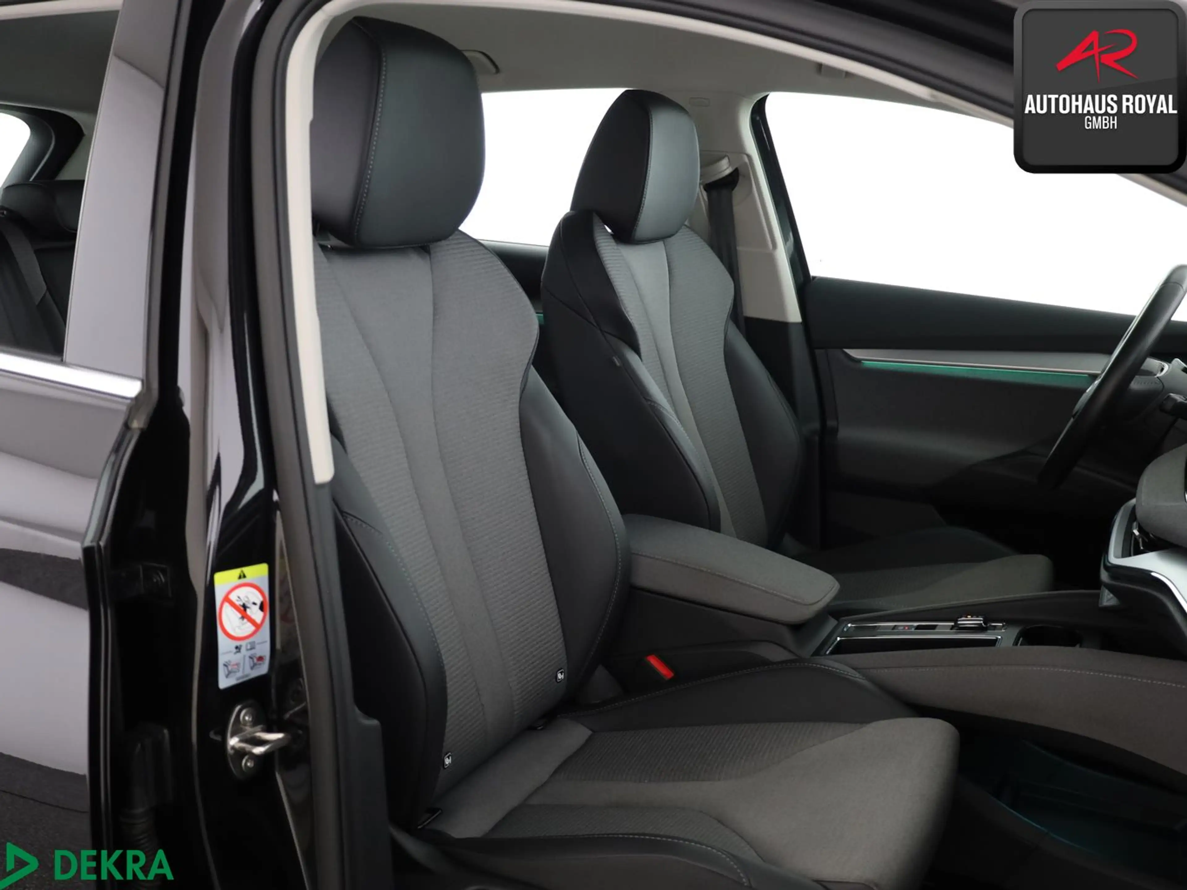 Skoda Enyaq 85 LOFT WÄRMEPUMPE,KEYLESS,KAMERA,1.HAND — photo 11