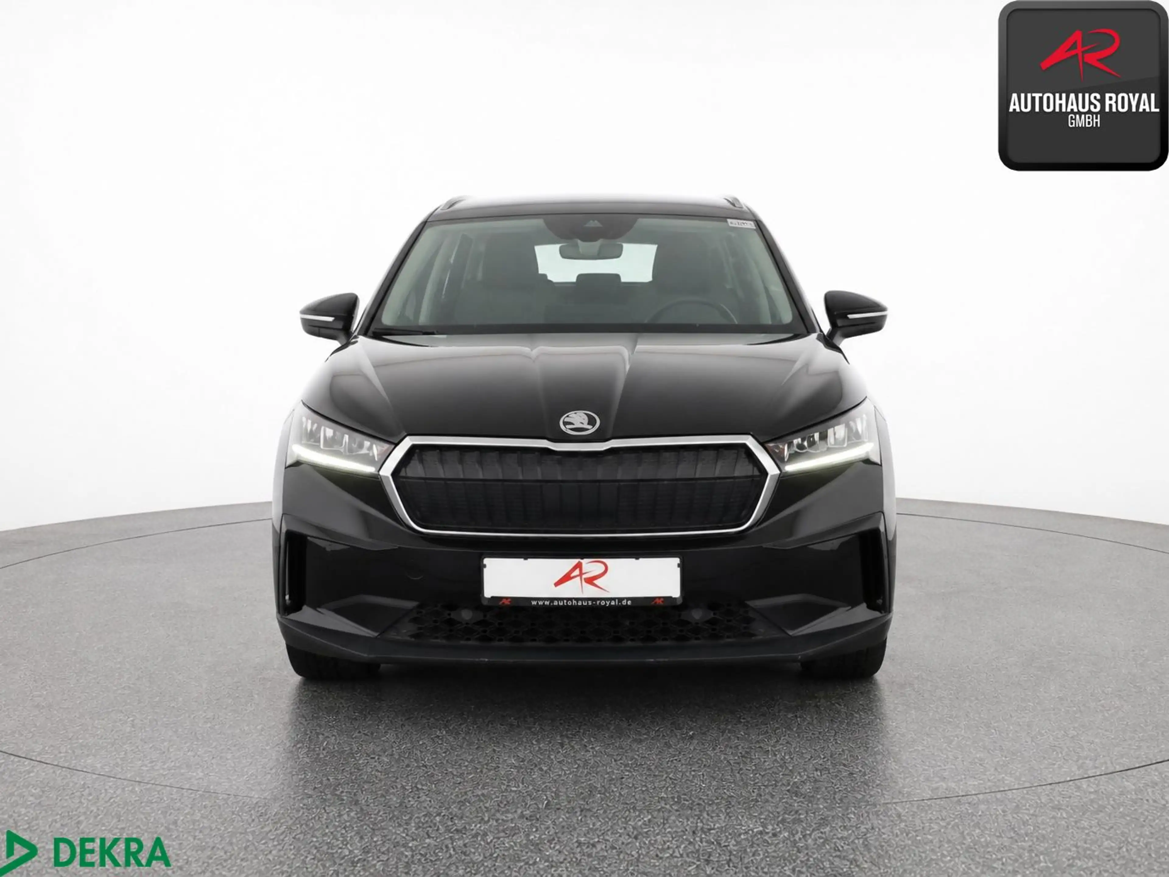 Skoda Enyaq 85 LOFT WÄRMEPUMPE,KEYLESS,KAMERA,1.HAND — photo 8