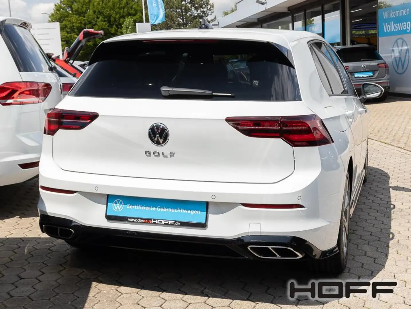 Volkswagen Golf VIII 1.5 TSI R-Line Navi AHK Standheizung Anschlus Weiß - 2