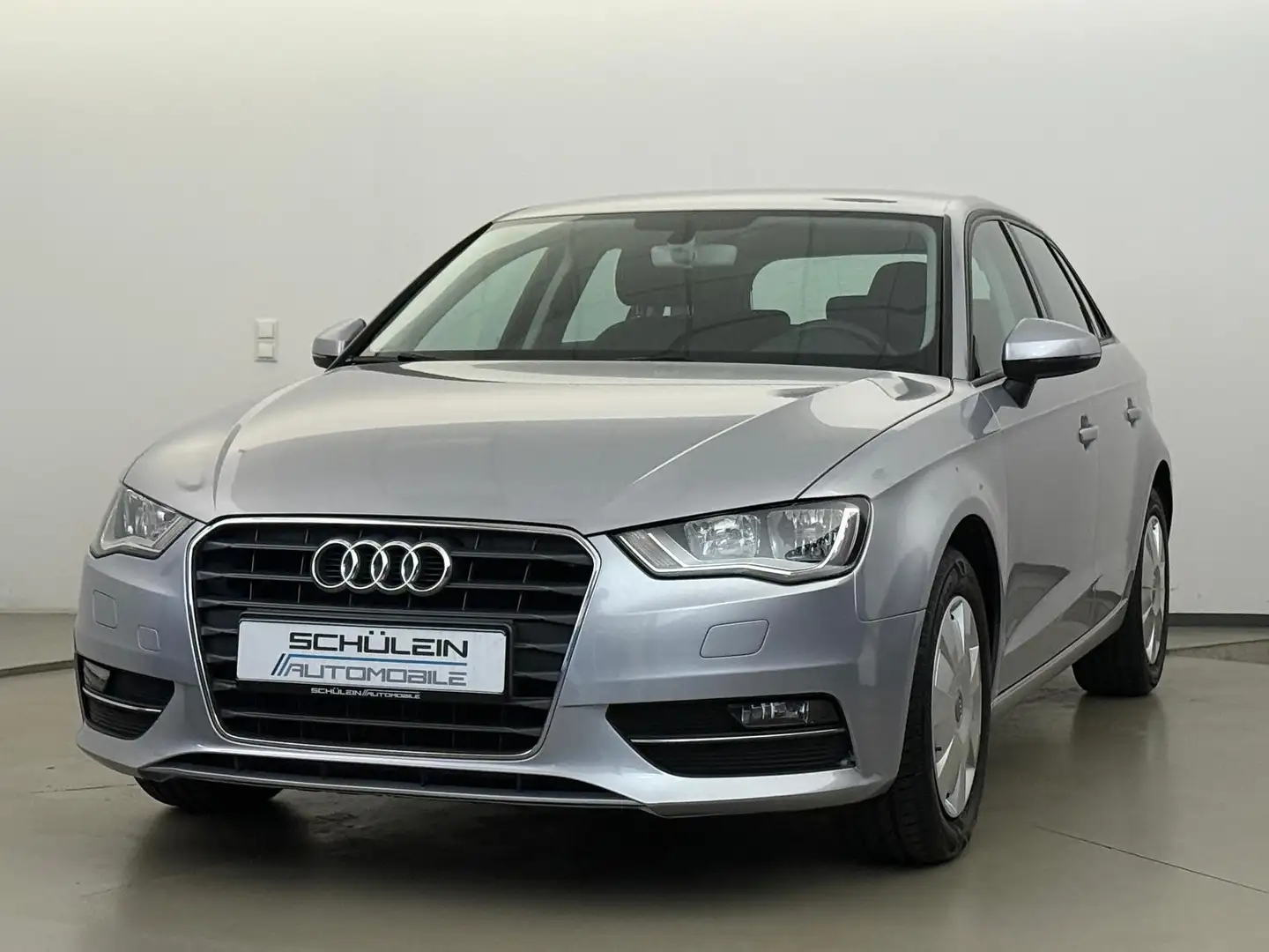 Audi A3 Sportback Attraction*Klima*1. Hand*Scheckheft Silber - 1