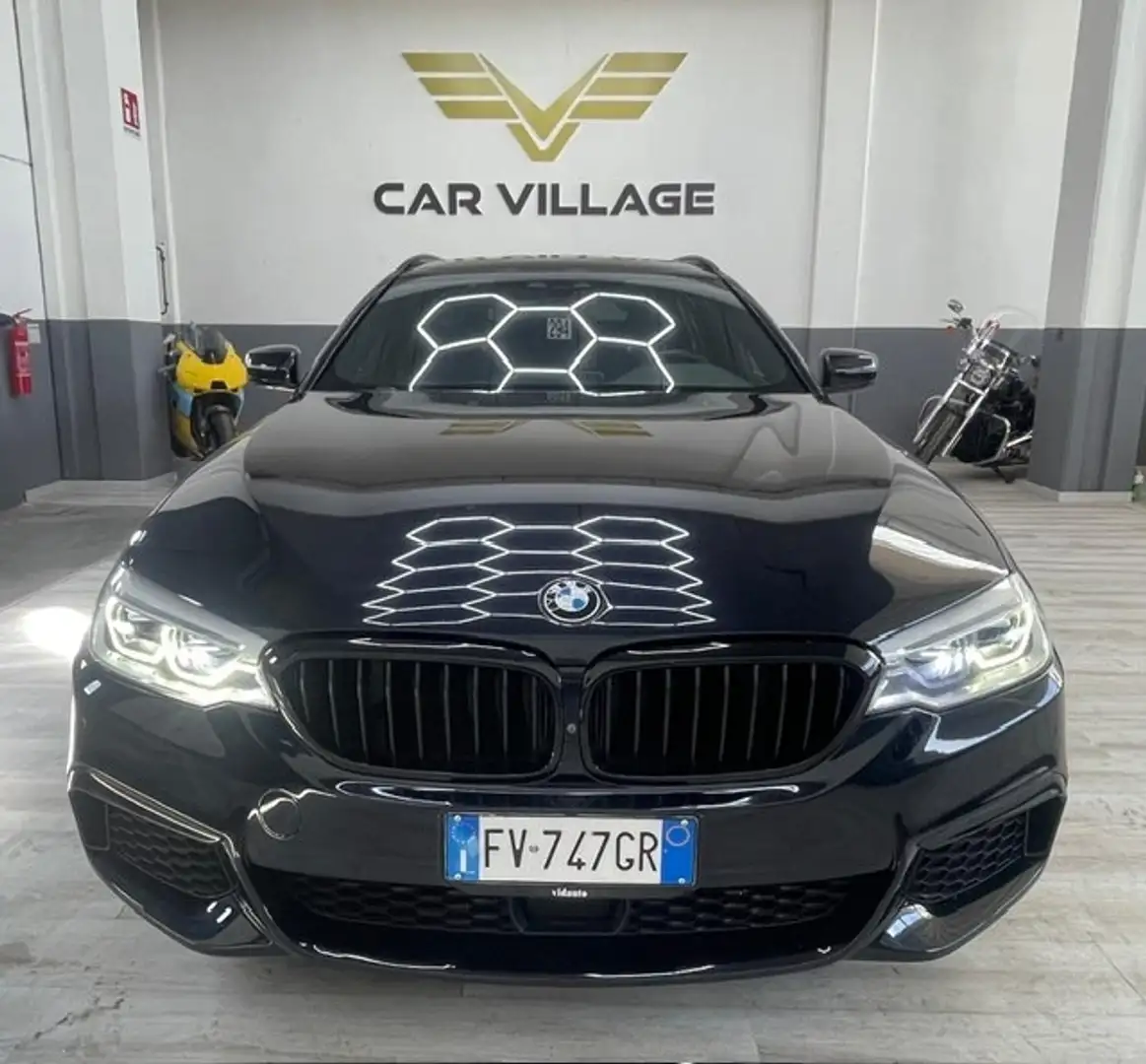 BMW 550 M550d xDrive Touring Blauw - 1
