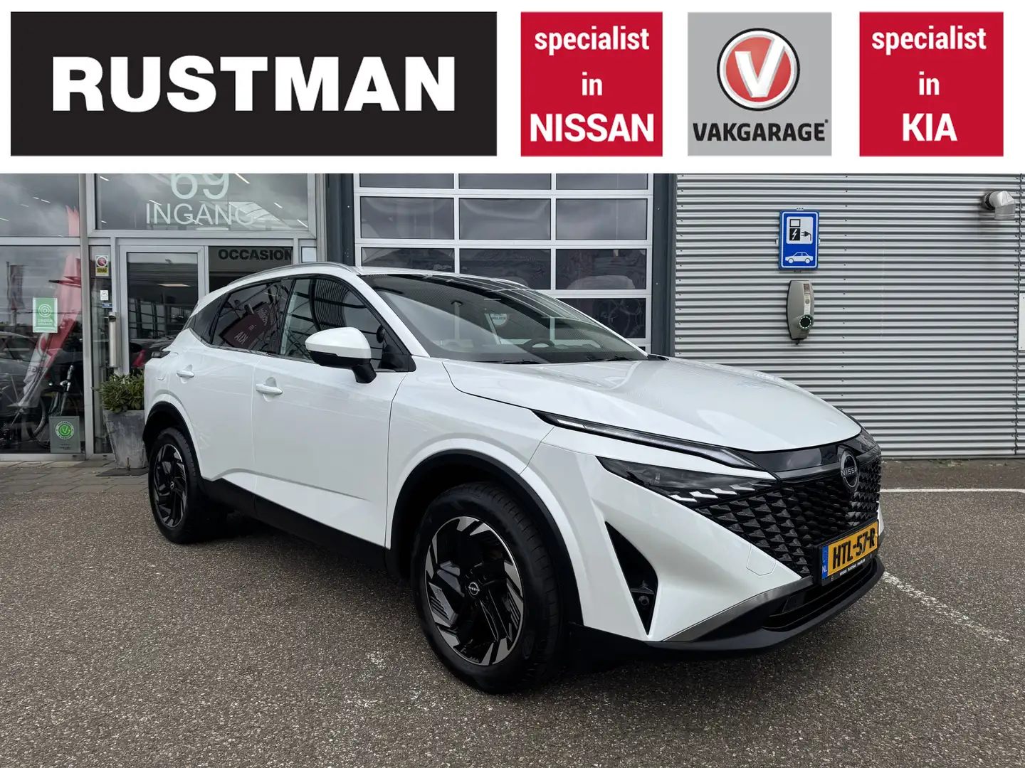Nissan Qashqai 1.3 MHEV Xtronic N-Connecta Cold pack Wit - 1