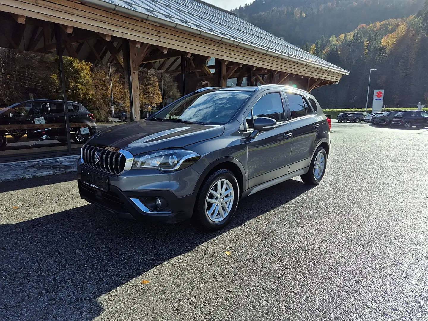 Suzuki SX4 S-Cross 1,4 GL+ DITC Hybrid ALLGRIP shine Gris - 1