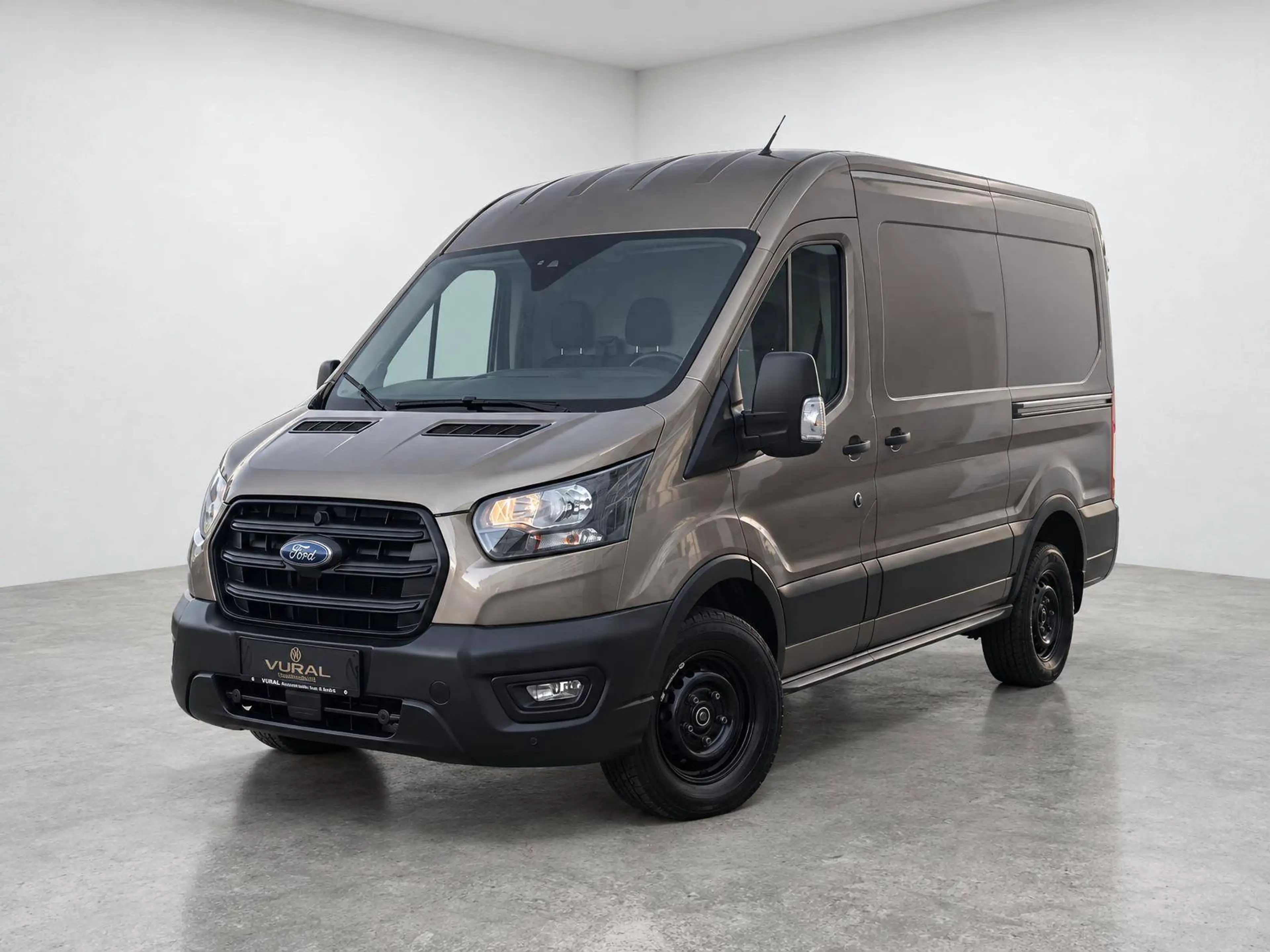 Ford Transit 2.0 EcoBlue Diesel 131 PS, 5531mm 2550mm 5-türig, Schaltgetriebe 6g, Frontantrieb — photo 4