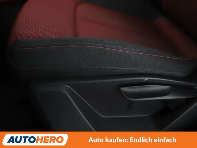 Audi Q2 view 27