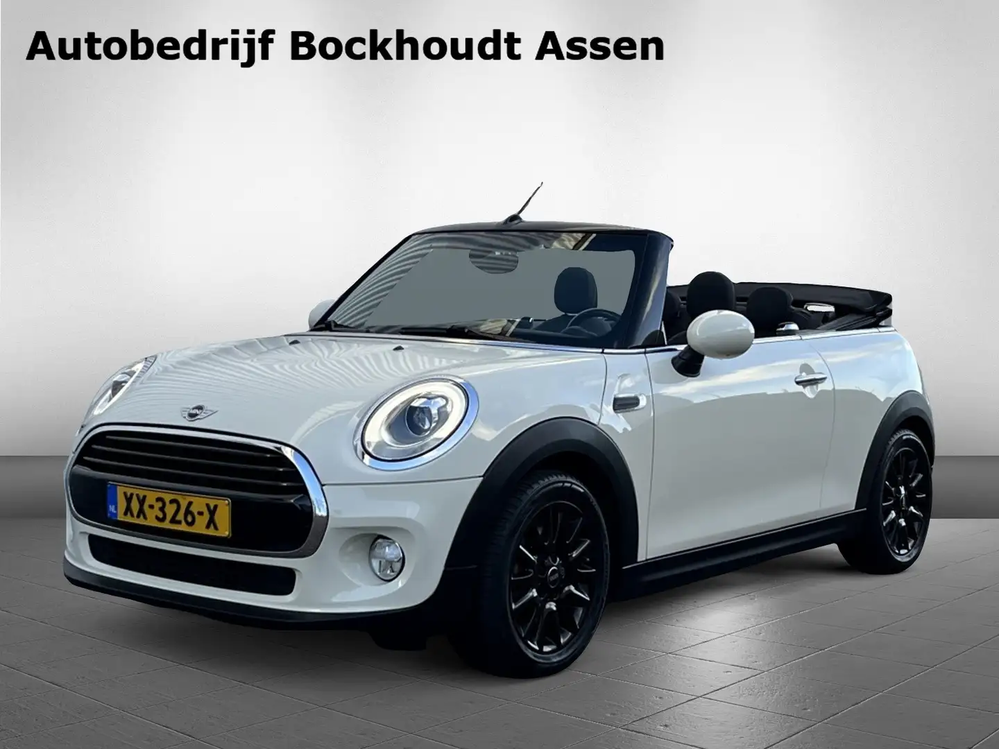 MINI Cooper Cabrio Mini 1.5 136PK Pepper Serious Business | LED | Sto Wit - 1