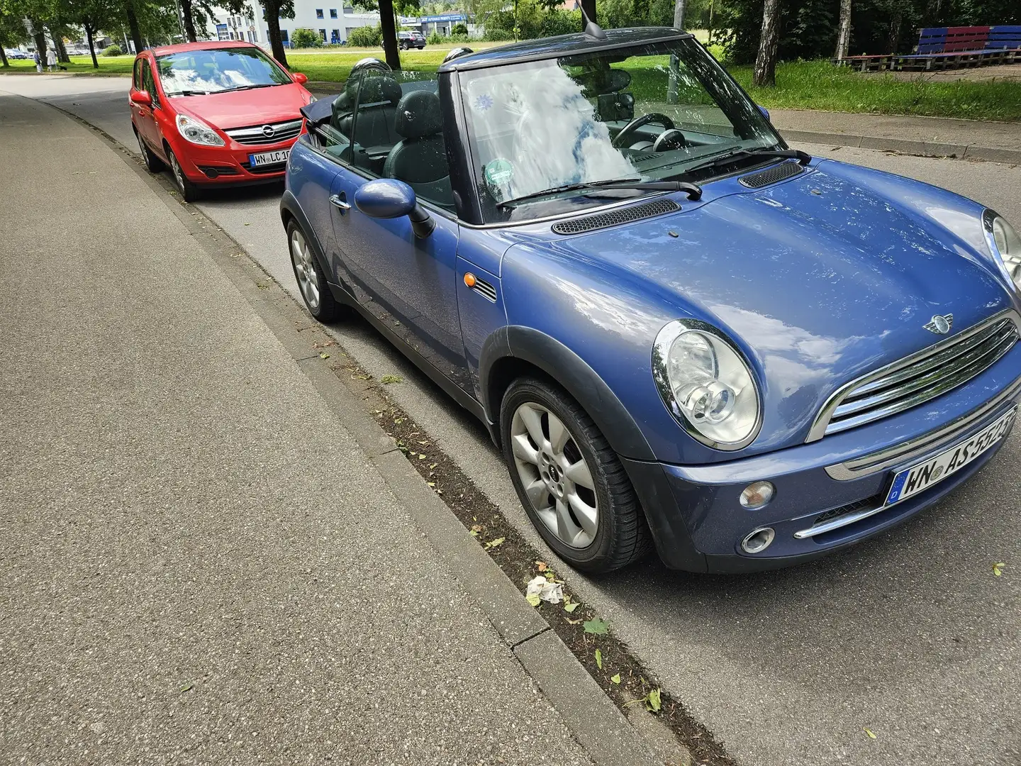MINI Cooper Cabrio - 1