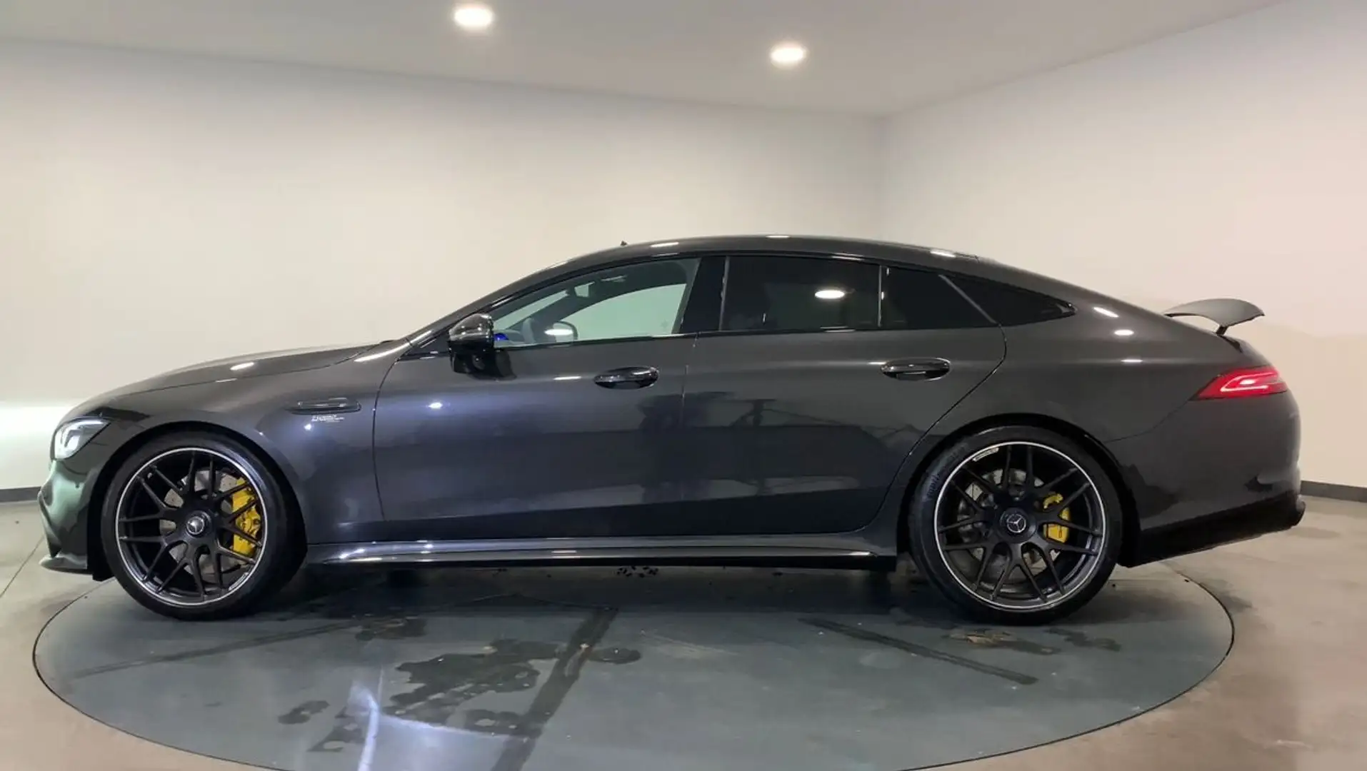 Mercedes-Benz AMG GT 53 aise suivi complet mercedes Noir - 2
