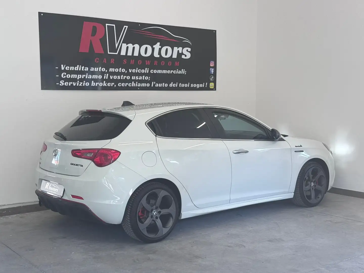 Alfa Romeo Giulietta Giulietta 1.4 t. m.air Distinctive 170cv Blanc - 2