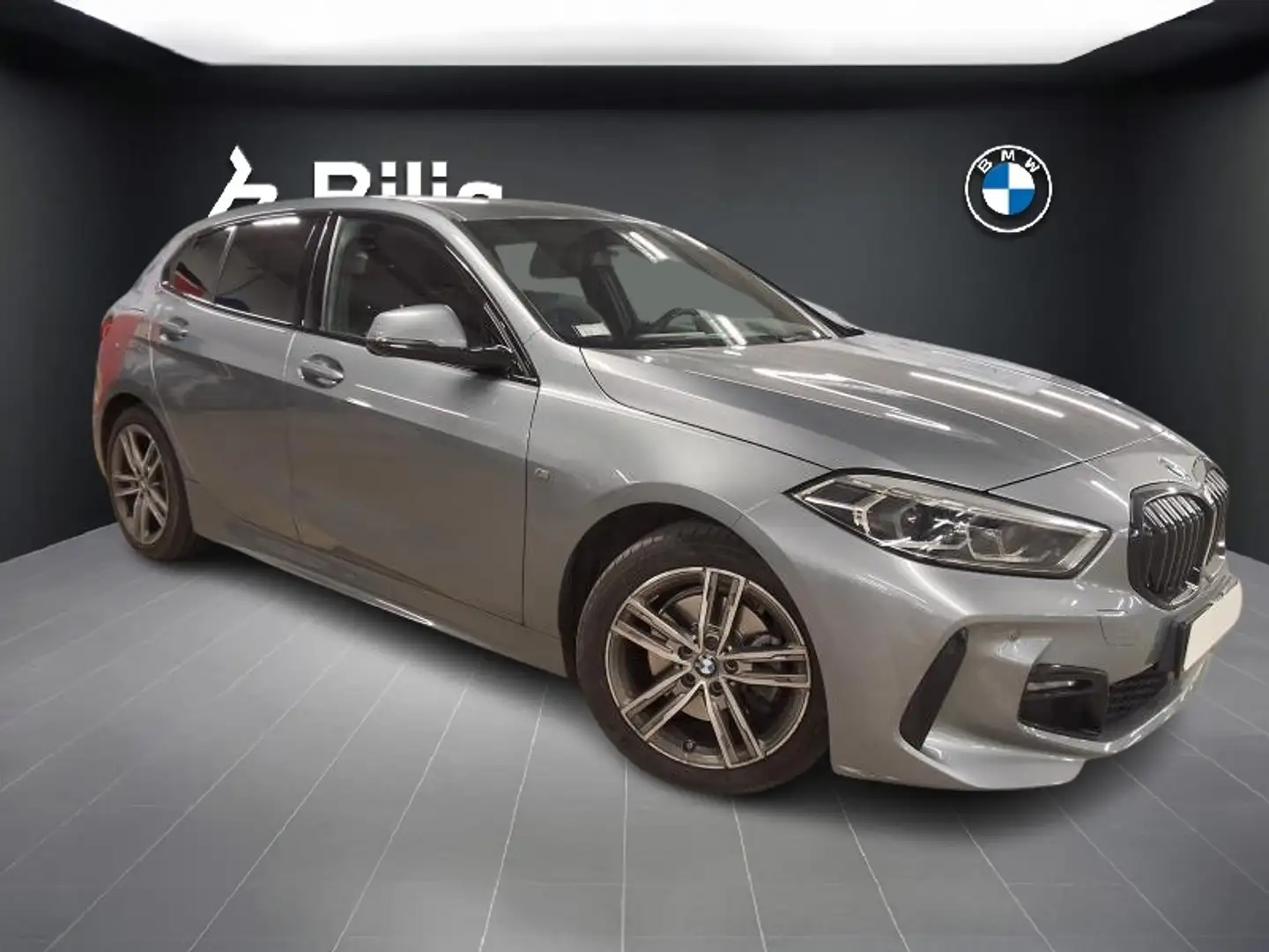 BMW 118 Pack M // 2023 Gris - 2