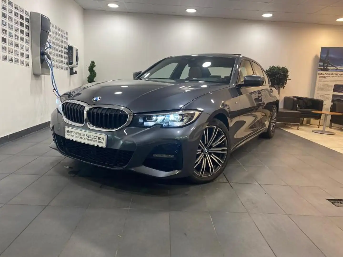 BMW 320 320iA 184ch M Sport Gris - 2