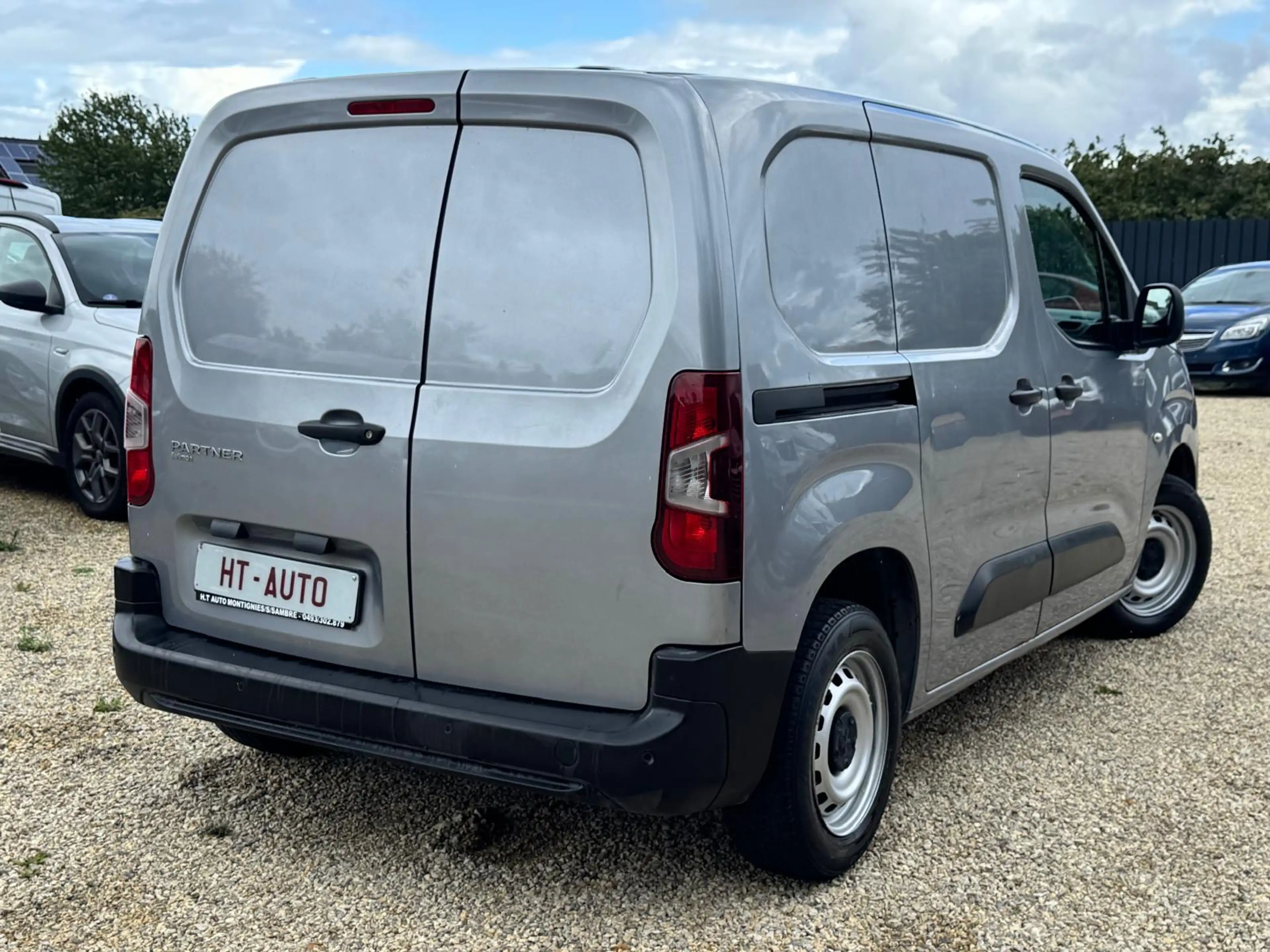 Peugeot Partner 1.2i/Utilitaire/3 places/Airco/Gps — photo 3