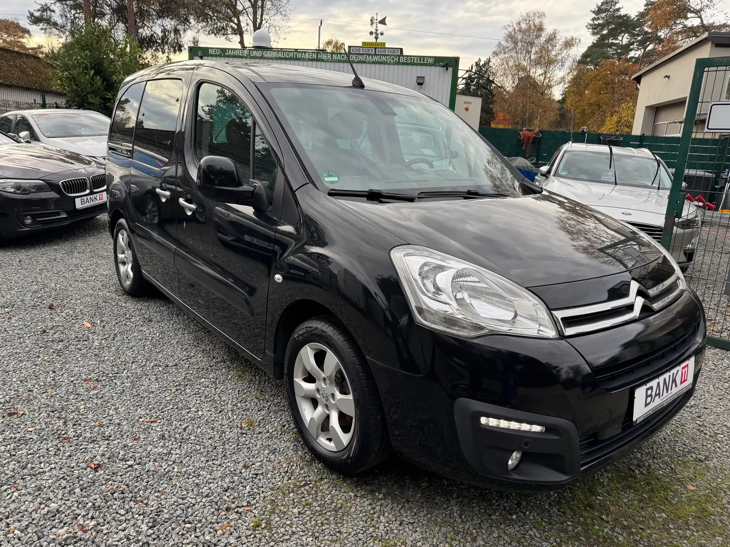 Citroen Berlingo Selection Schwarz - 1